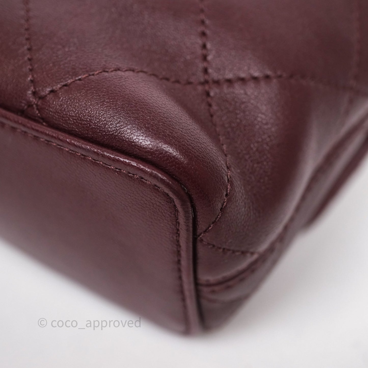 Chanel Quilted Shoulder Flap Bag Red Burgundy Lambskin Gold Hardware