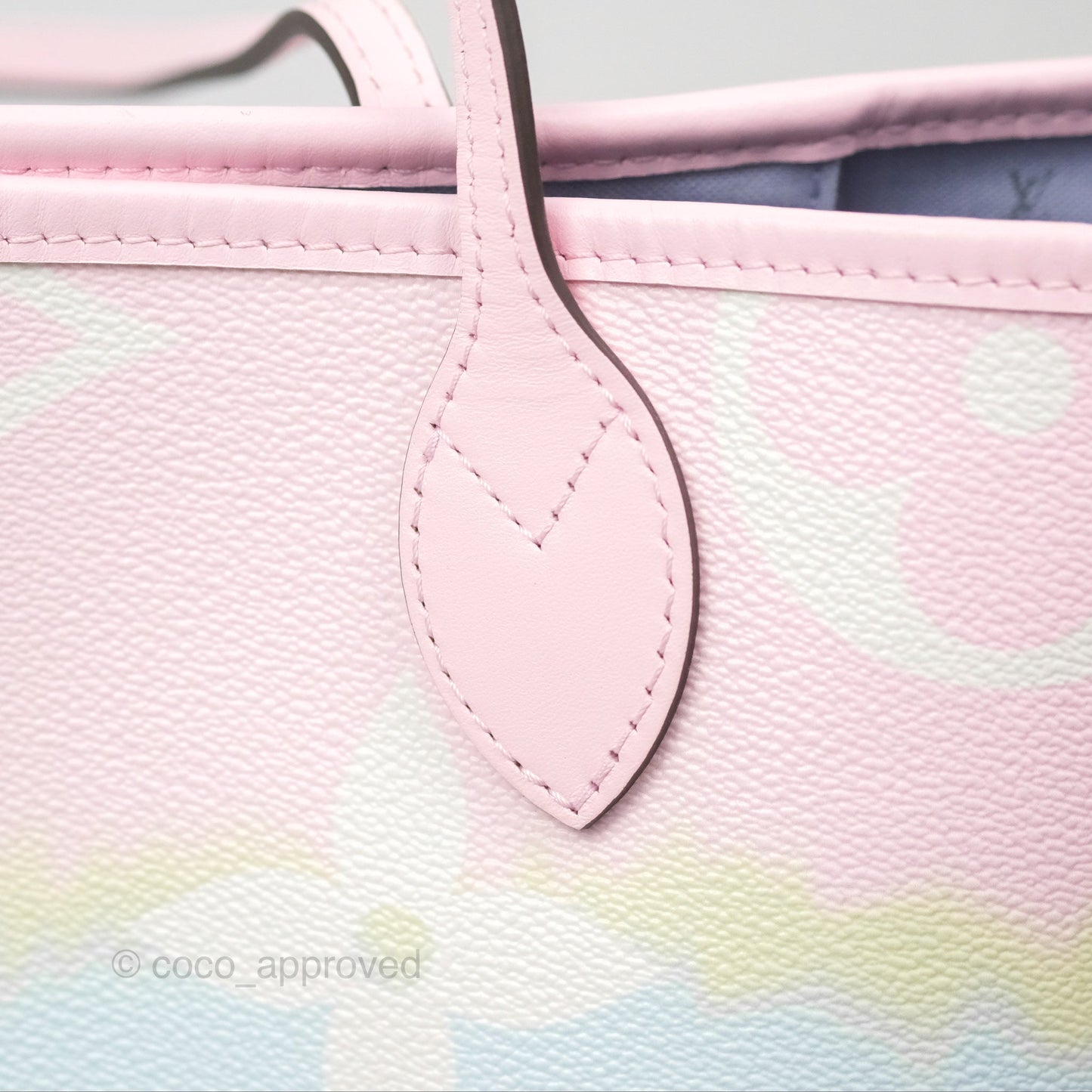Louis Vuitton Escale Neverfull MM Pastel Monogram