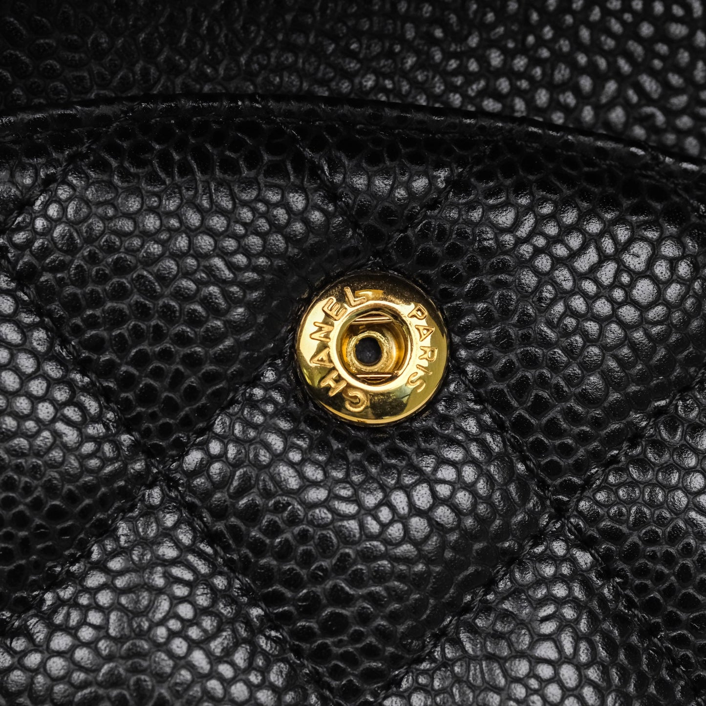 Chanel Classic M/L Medium Flap Quilted Black Caviar Gold Hardware