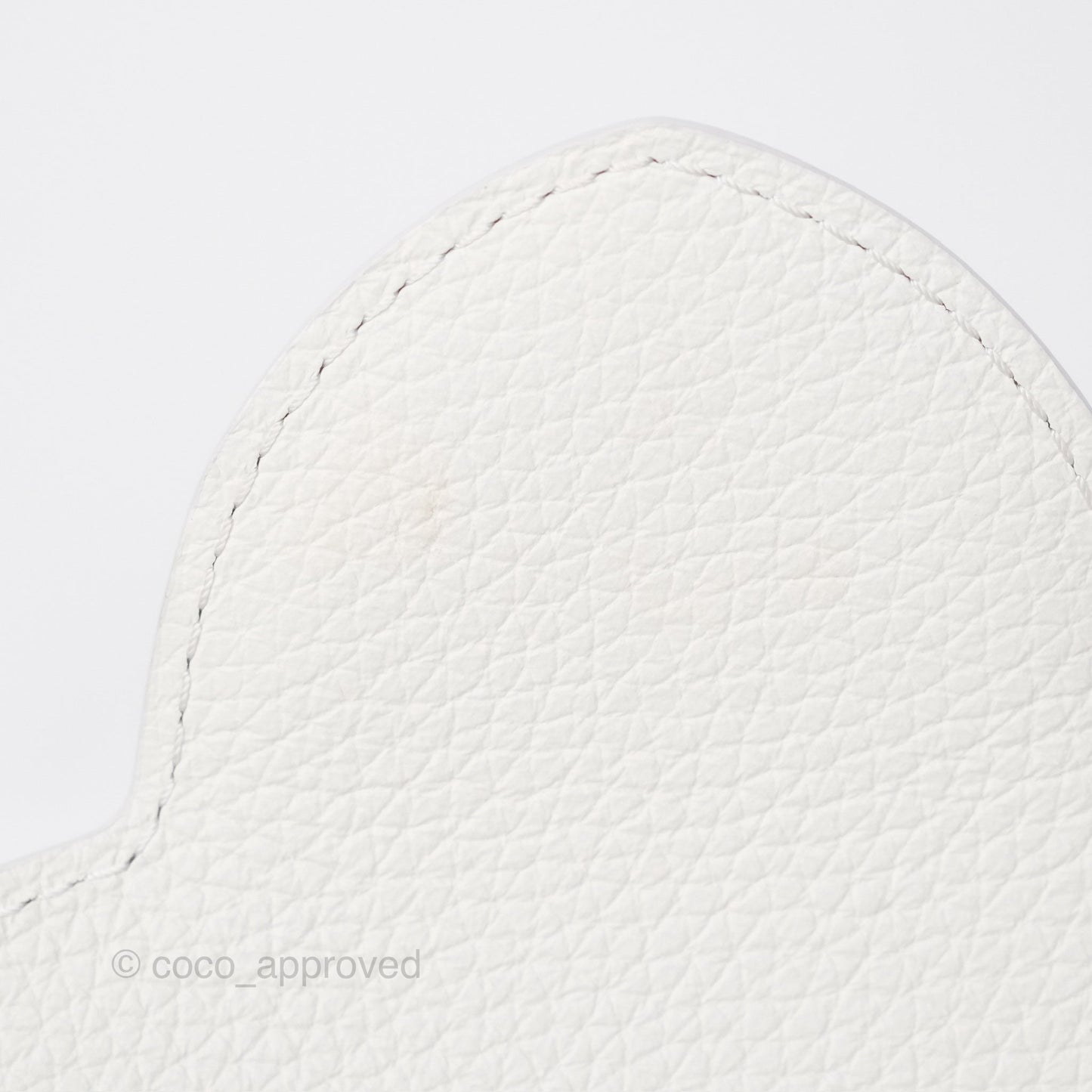 Louis Vuitton Taurillon Capucines BB Snow
