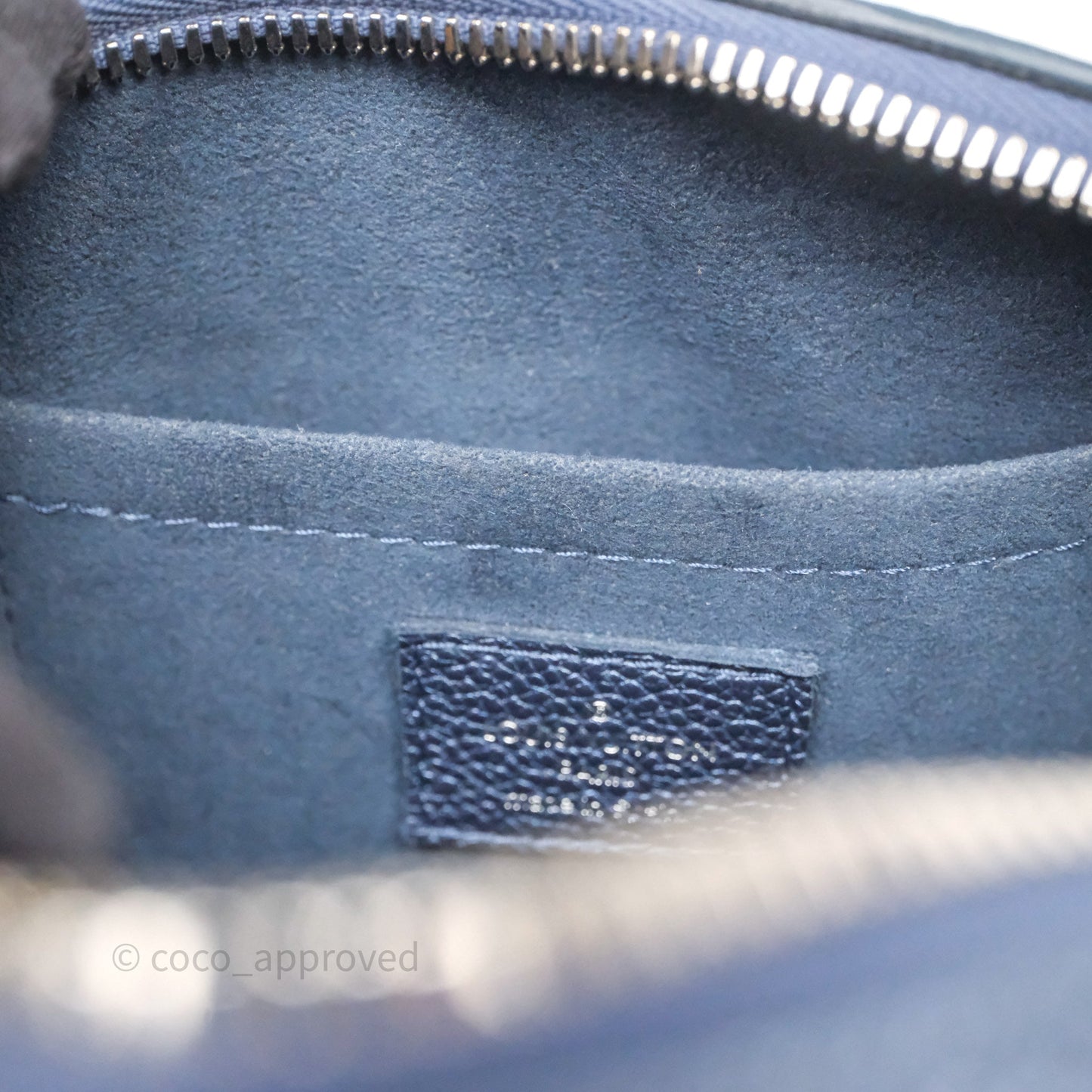 Louis Vuitton Speedy Bandoulière 20 Monogram Empreinte Navy
