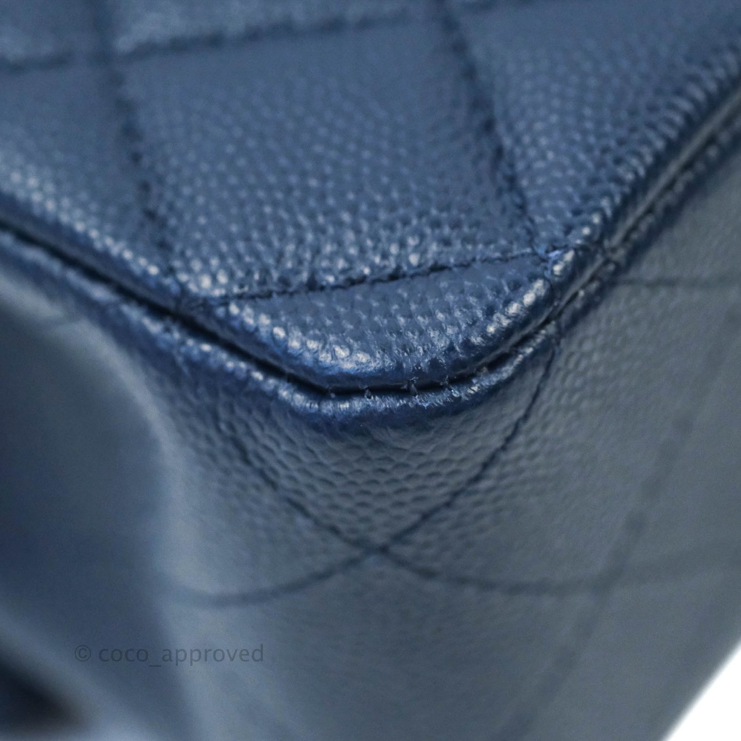 Chanel Quilted M/L Medium Double Flap Navy Caviar Gold Hardware 17B