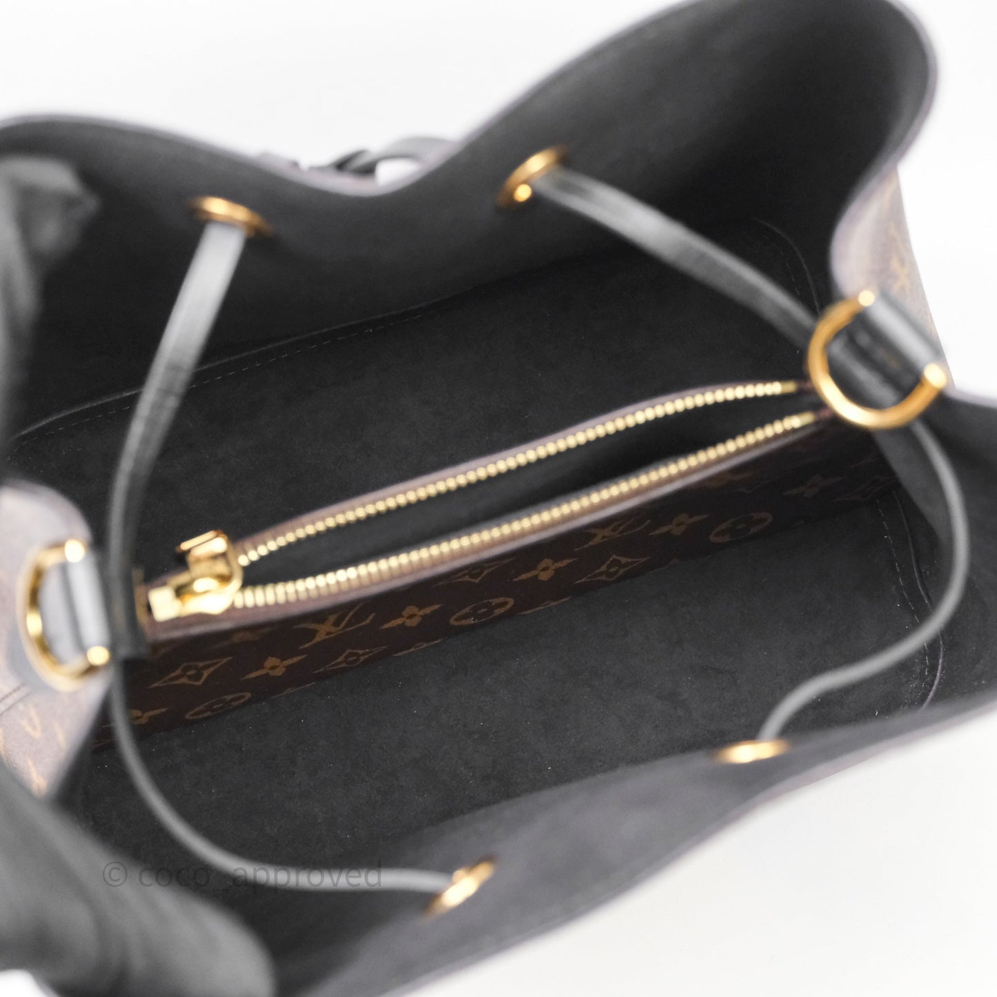 Louis Vuitton NéoNoé MM Black Monogram Canvas