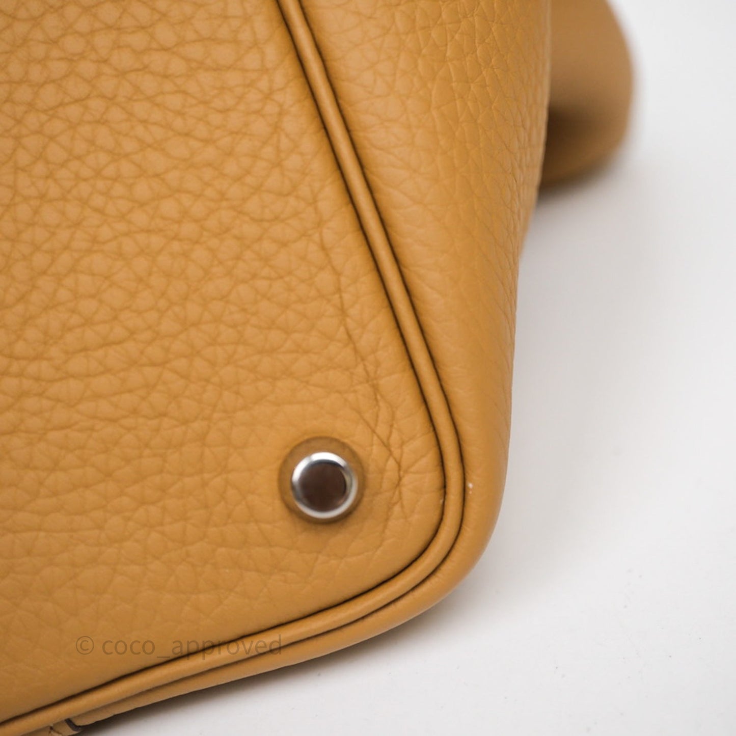 Hermès Picotin Lock 18 Biscuit 4B Clemence Palladium Hardware