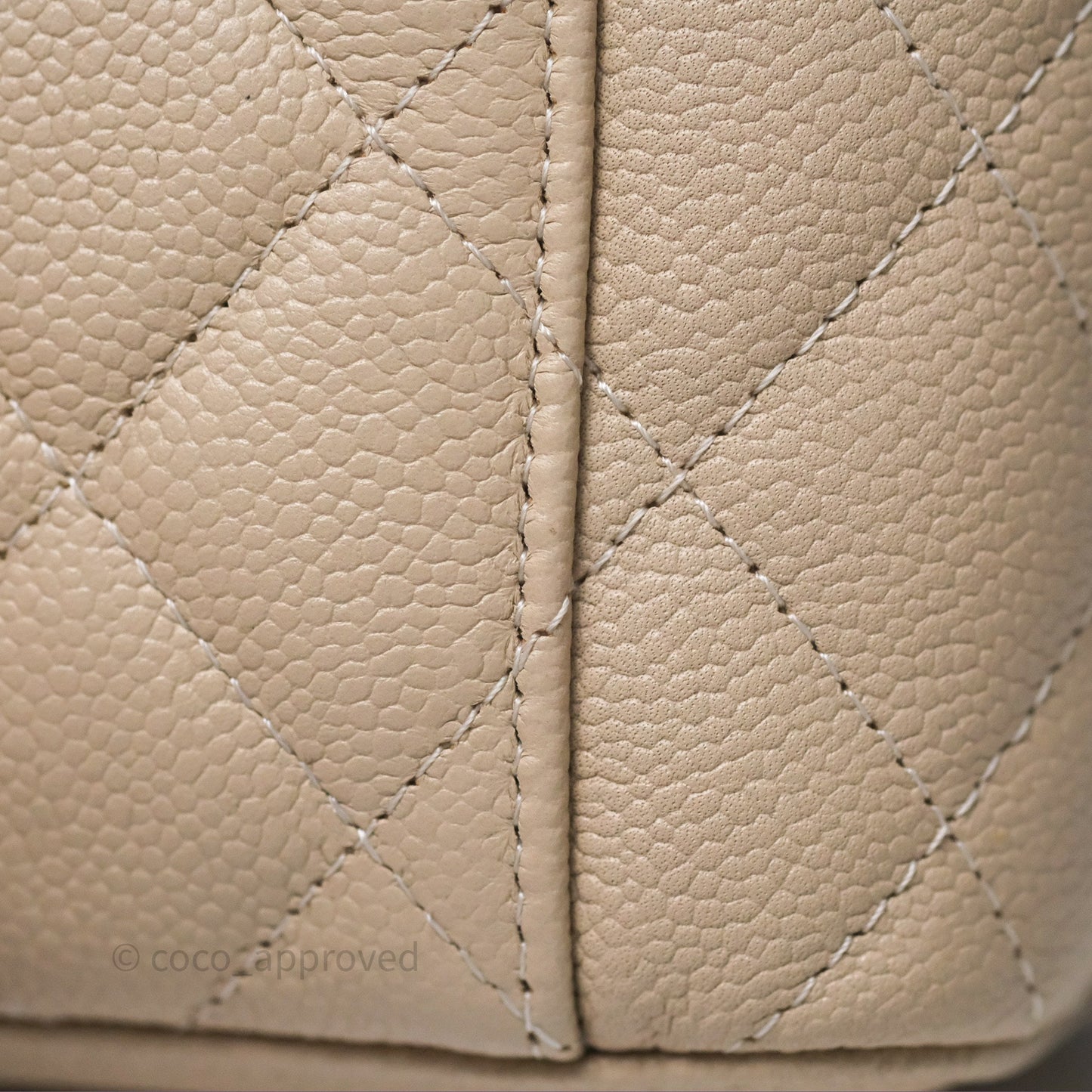 Chanel Mini Vanity With CC Chain Beige Caviar Gold Hardware