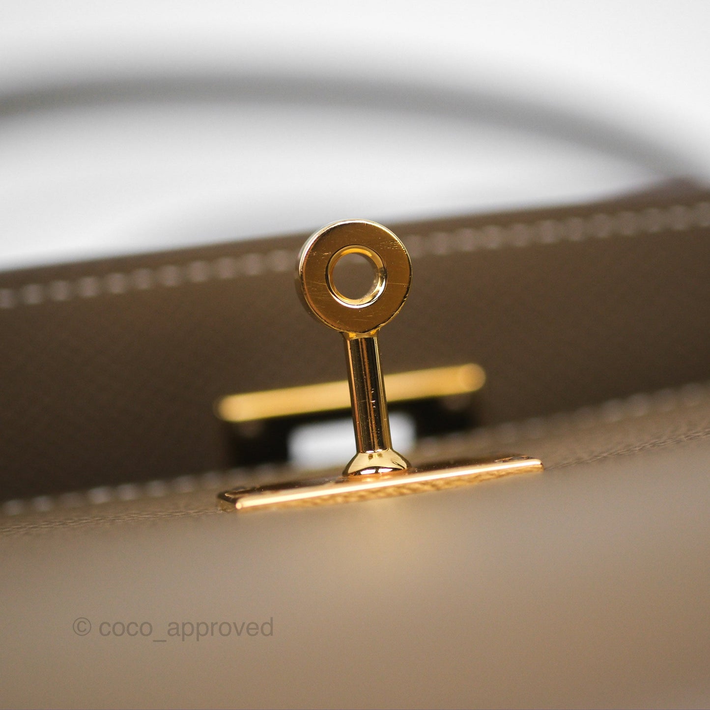 Hermès Kelly To Go Wallet Etoupe 18 Epsom Gold Hardware
