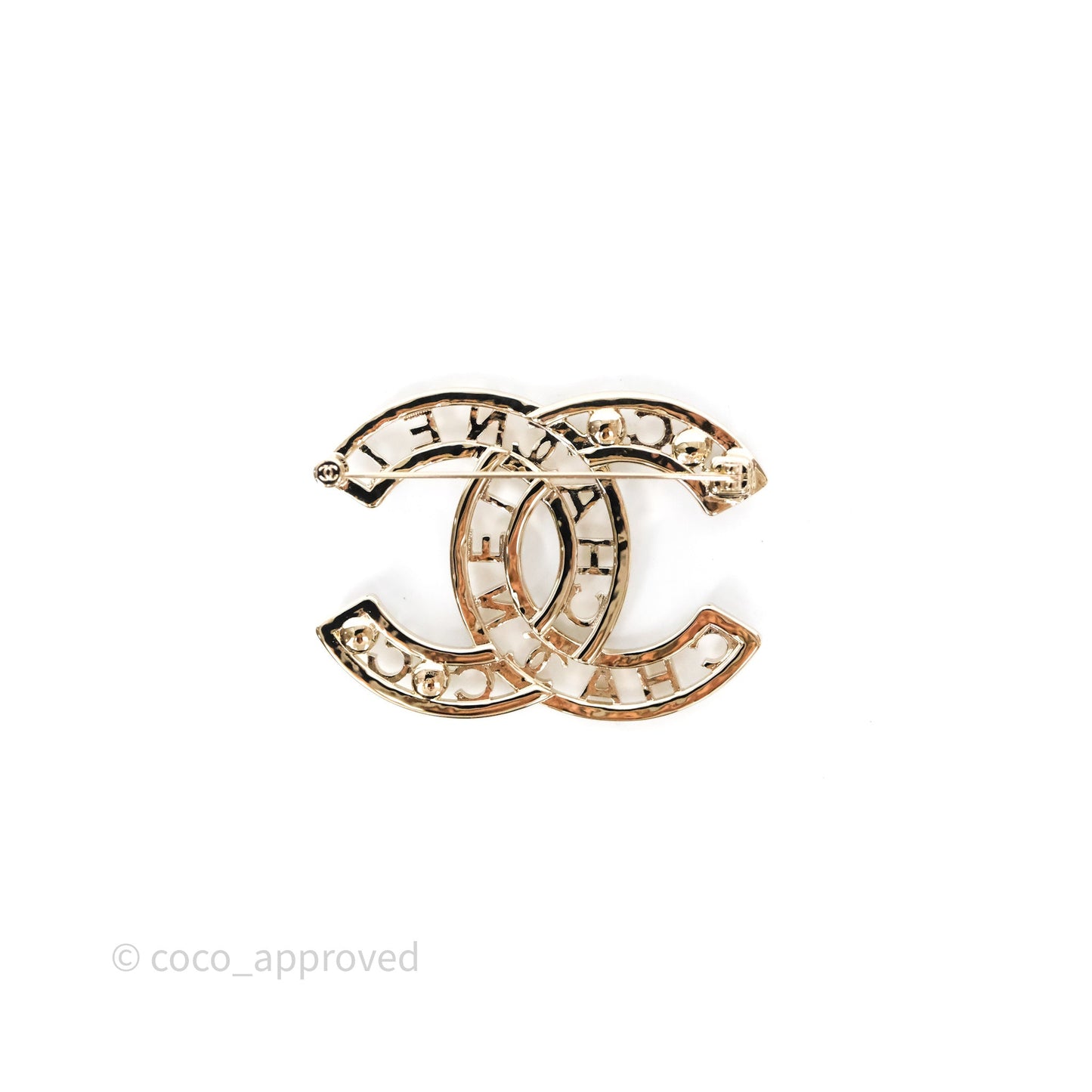 Chanel Crystal Pearl CC Logo Brooch Gold Tone 25V