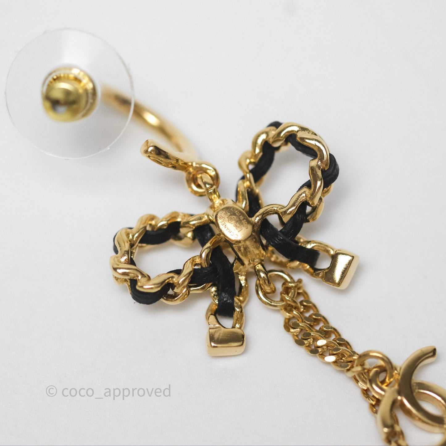 Chanel Woven Ribbon Bow Black Drop Earrings Gold Tone 22A