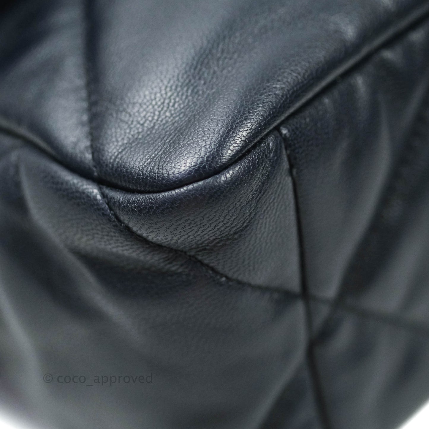 Chanel 19 Medium Dark Navy Mixed Hardware Goatskin