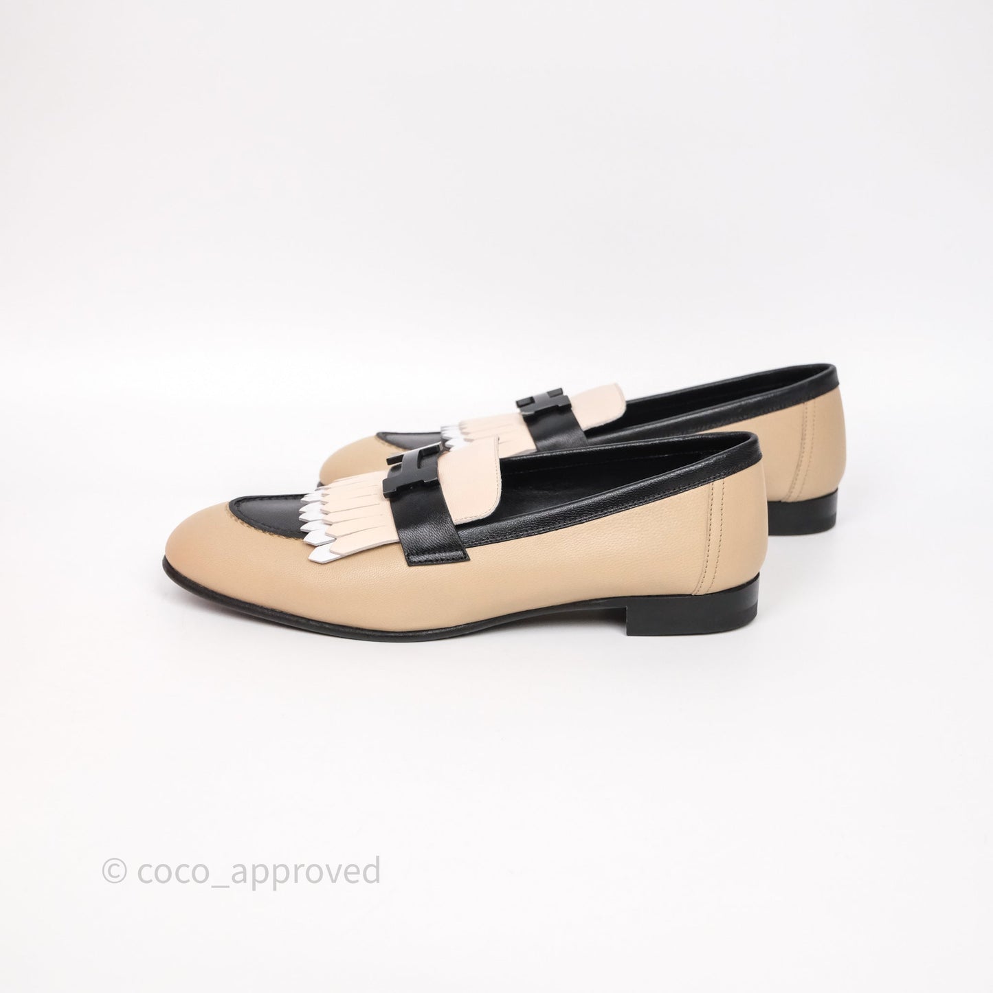 Hermès Royal Loafers Beige Calfskin Black/White Accents Size 37.5
