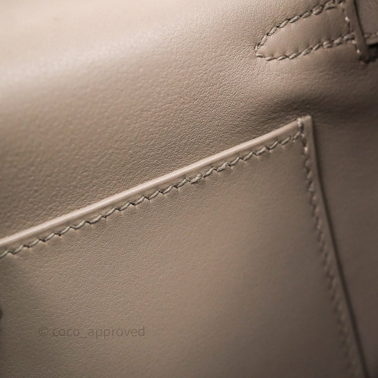 Hermès Kelly Pochette Gris Asphalte M8 Swift Gold Hardware