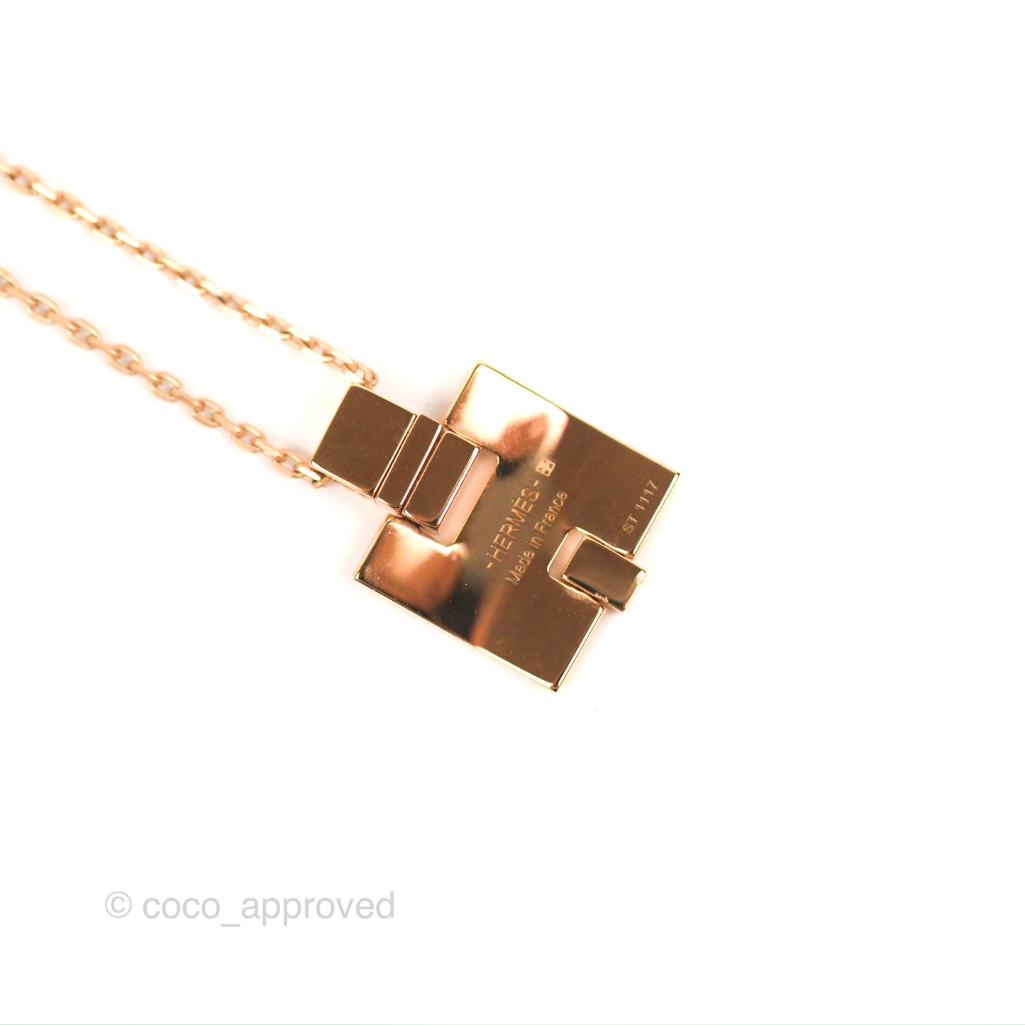 Hermès Eileen Pendant Necklace Rose Noir