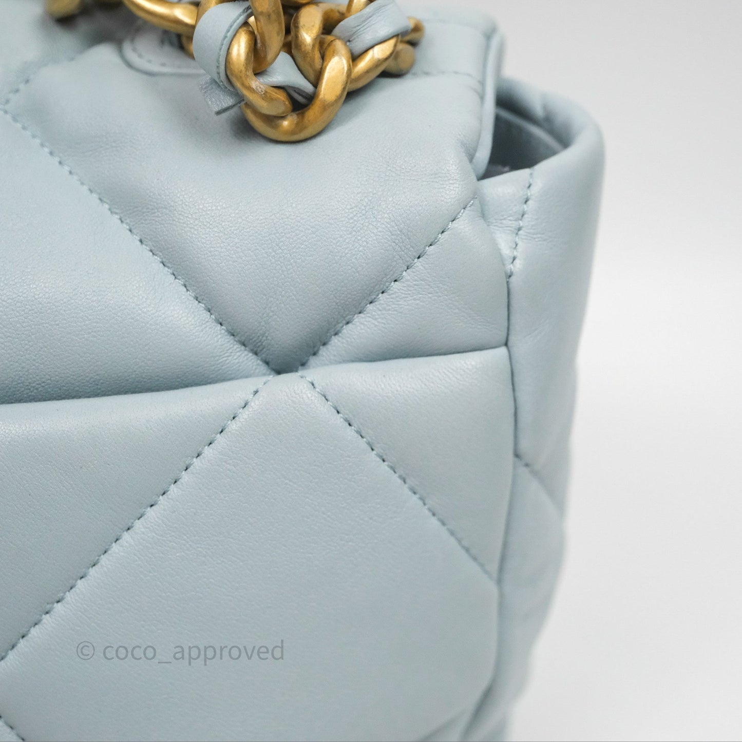 Chanel 19 Medium Blue Mixed Hardware
