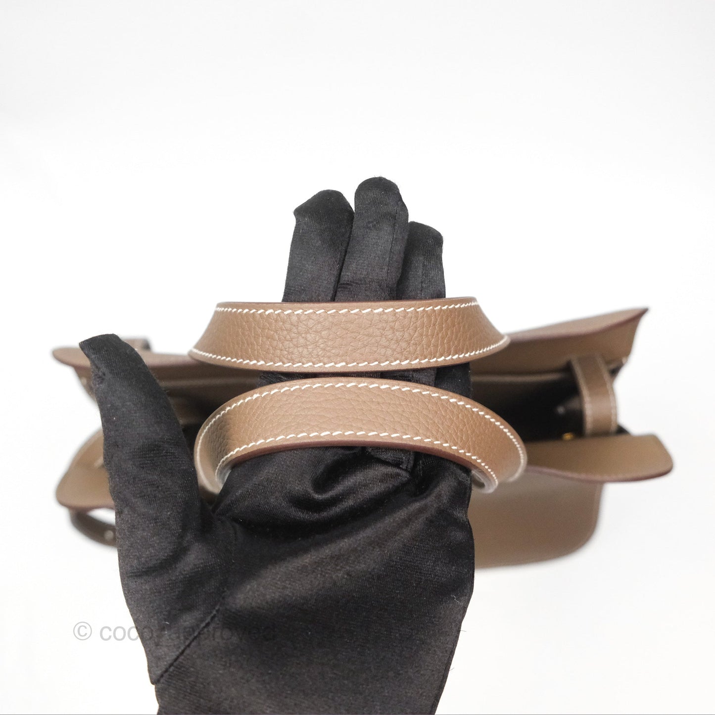 Hermès Halzan 31 Etoupe Clemence Gold Hardware