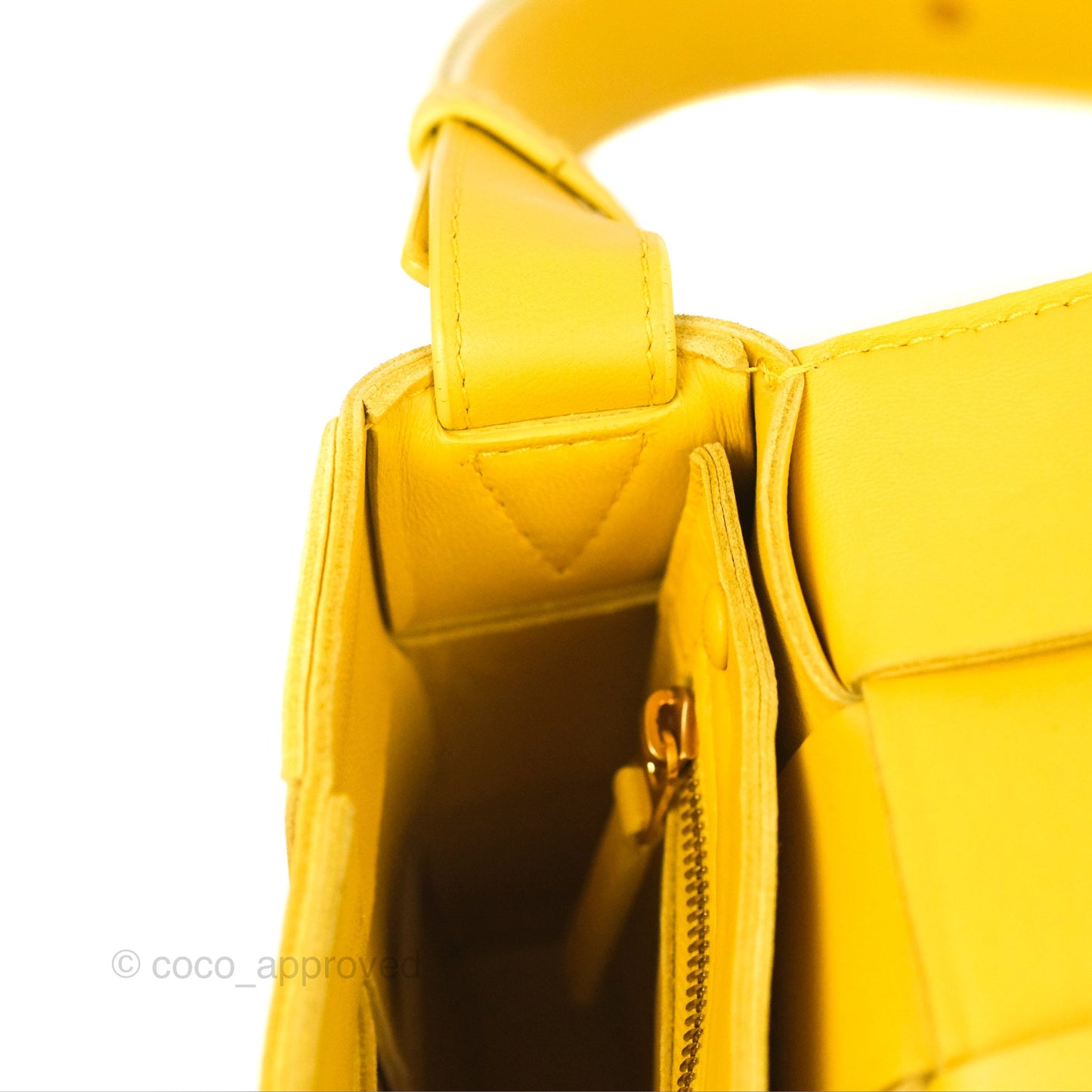 Bottega Veneta Cassette Shoulder Bag Intrecciato Yellow Lambskin