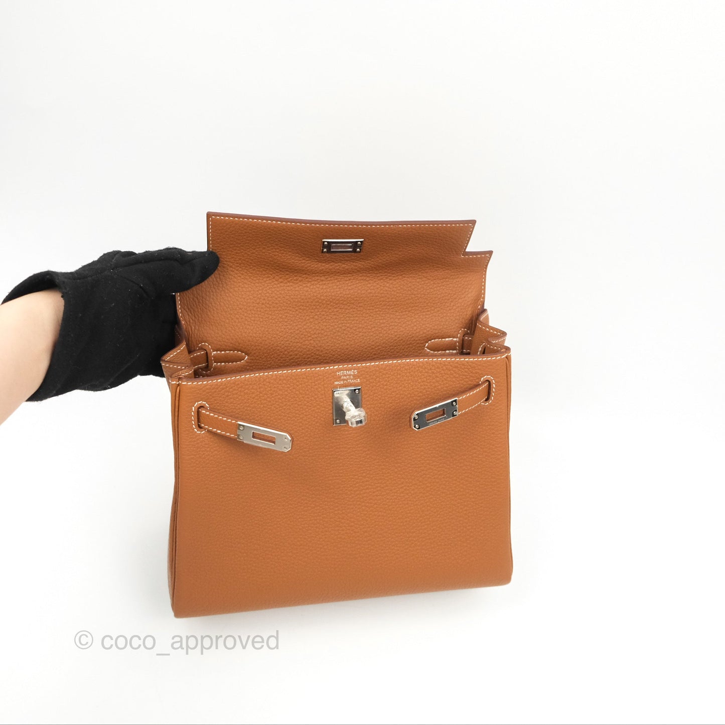 Hermès Retourne Kelly 25 Gold Togo Palladium Hardware