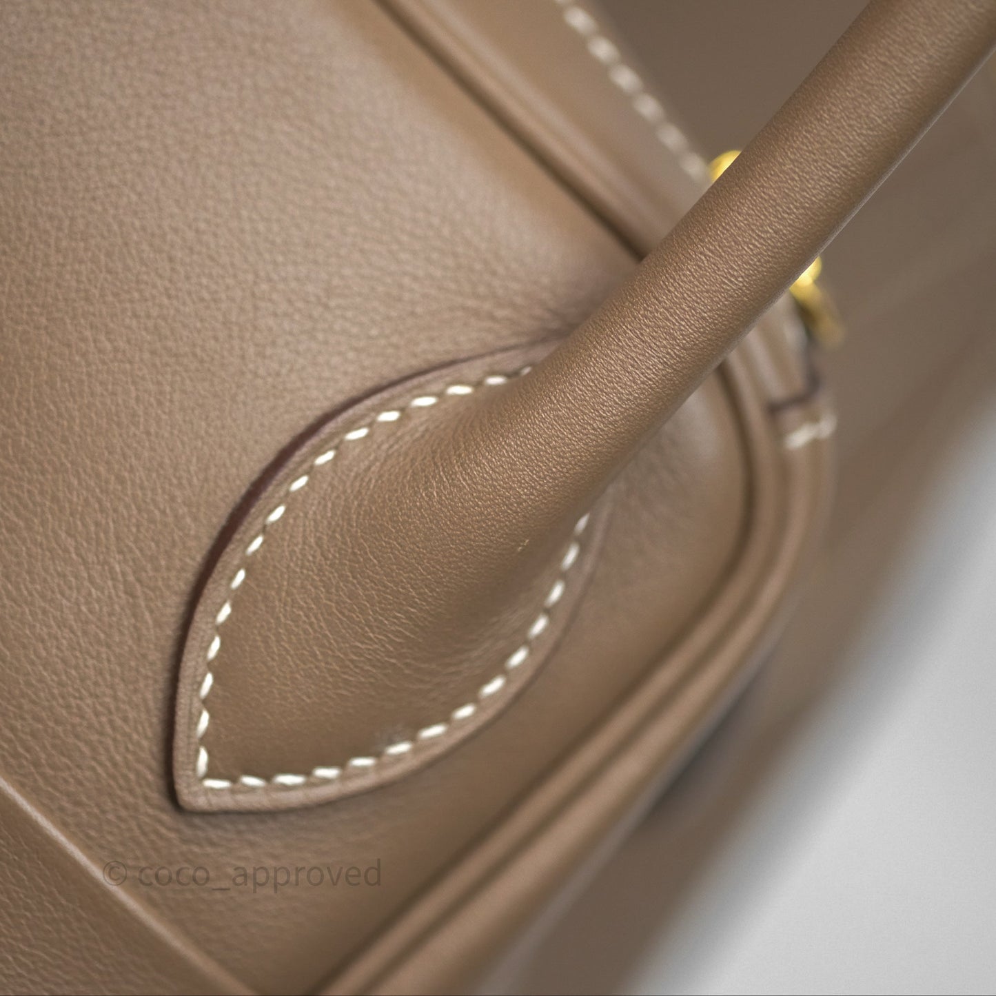 Hermès Lindy 30 Etoupe 18 Swift Gold Hardware