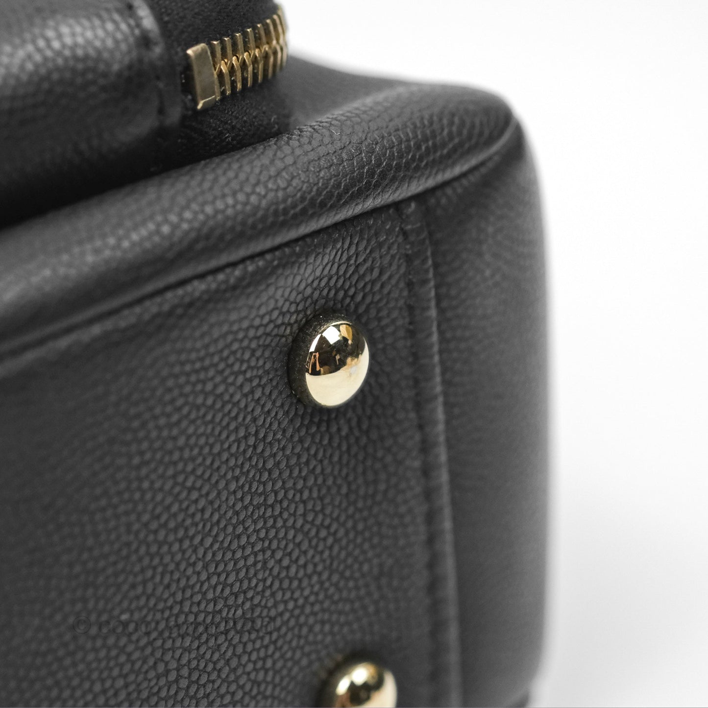 Chanel Quilted Medium Business Affinity Flap Matte Black Caviar Gold Hardware