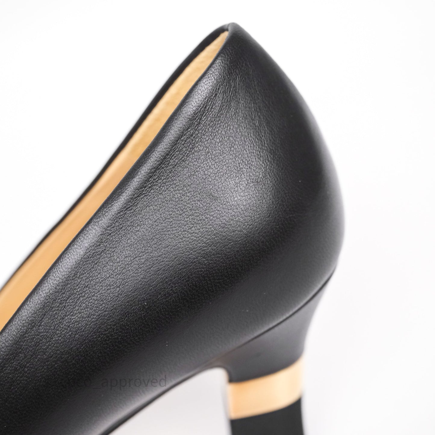 Chanel CC Cap Toe Pumps Heels Black Lambskin Size 38