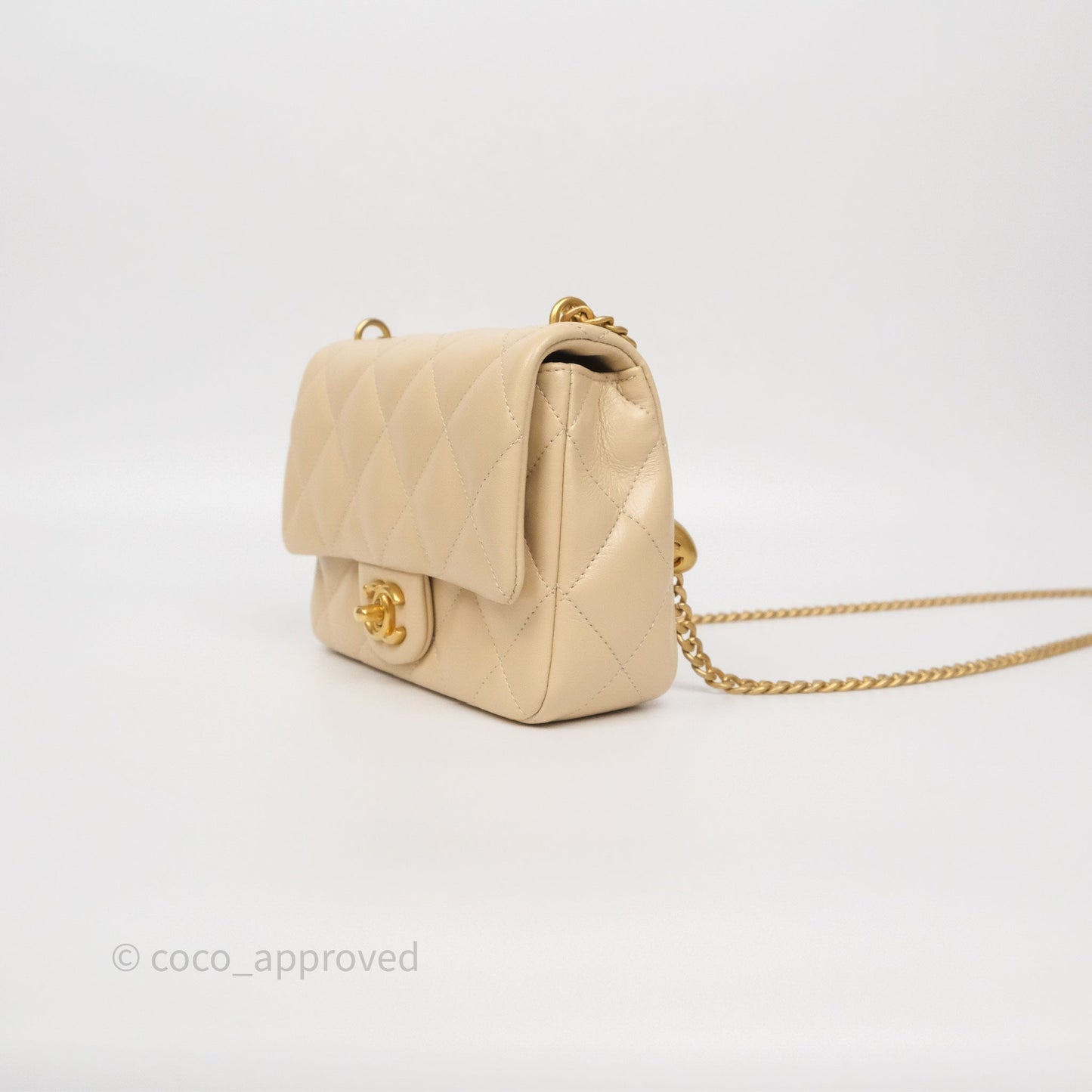 Chanel Sweetheart Mini Flap Beige Shiny Lambskin Aged Gold Hardware