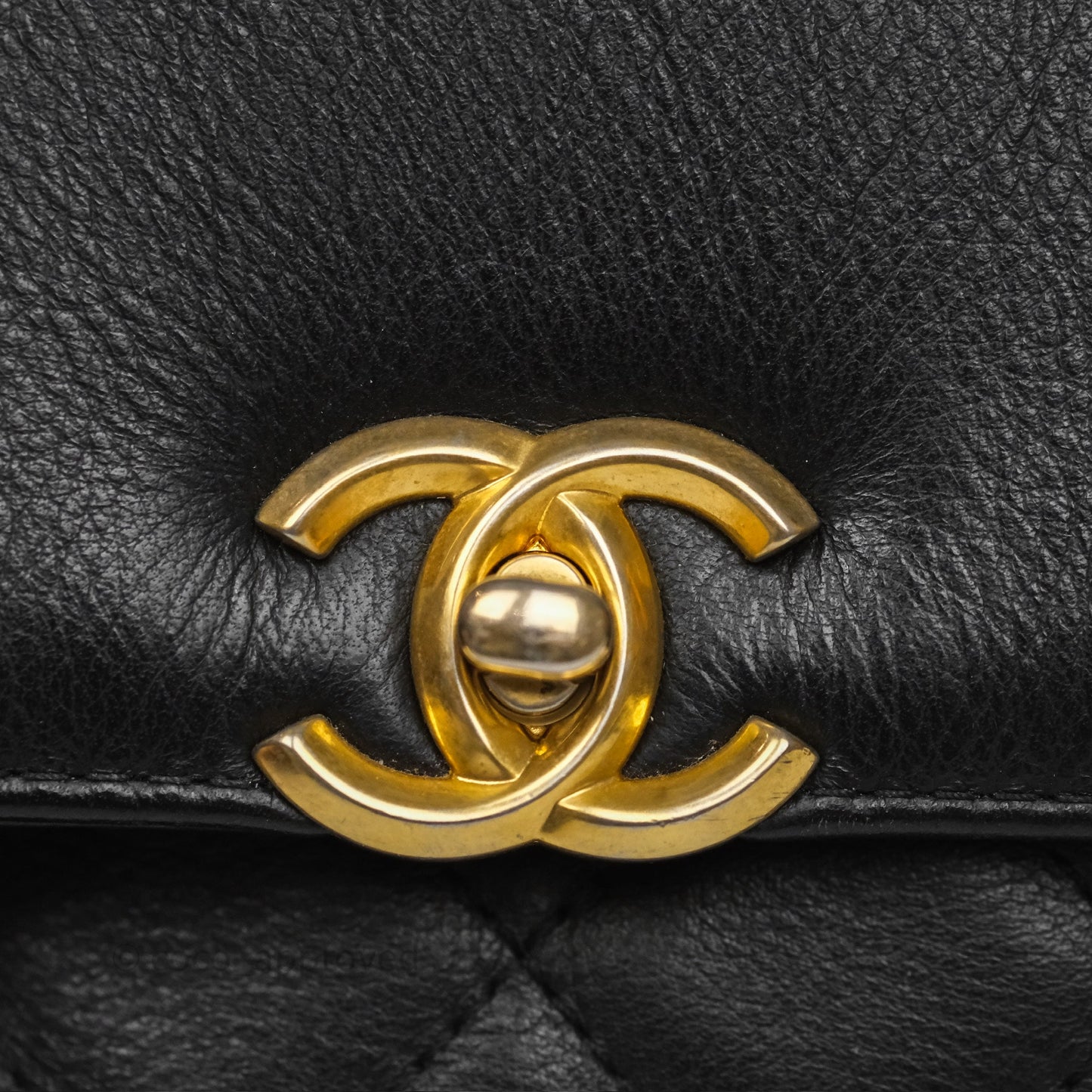 Chanel Side Chain Compartment Flap Black Calfskin Aged Gold Hardware