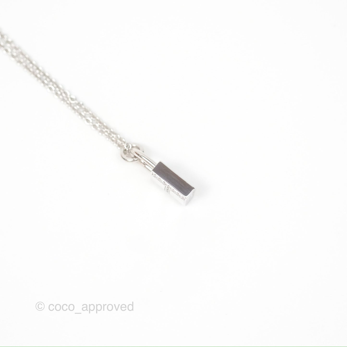 Hermes Kelly Cadenas Pendant White Gold Necklace