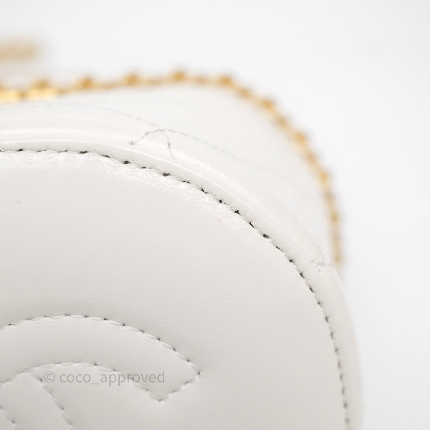 Chanel Mini Bucket Bag White Shiny Lambskin Aged Gold Hardware 25C