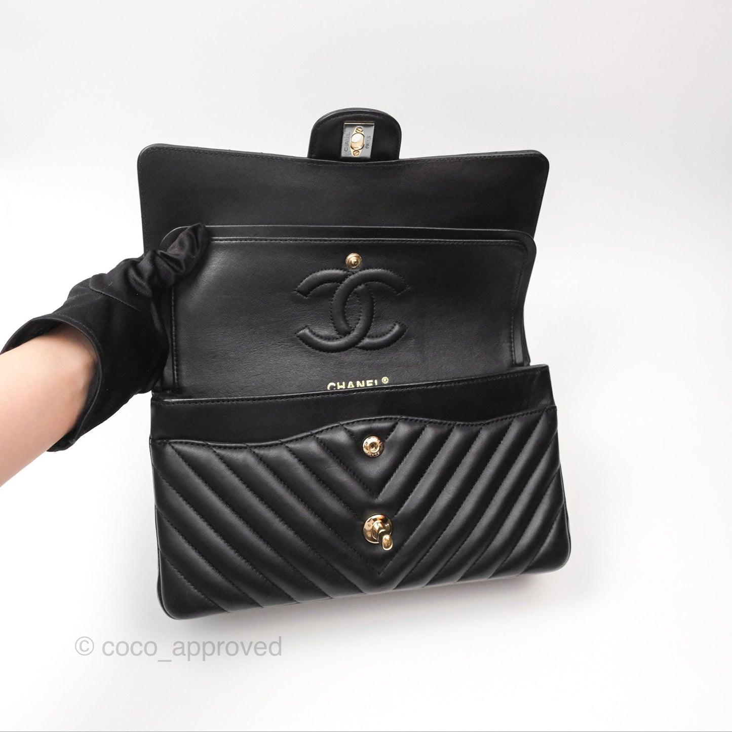 Chanel Classic M/L Medium Chevron Double Flap Black Lambskin Gold Hardware