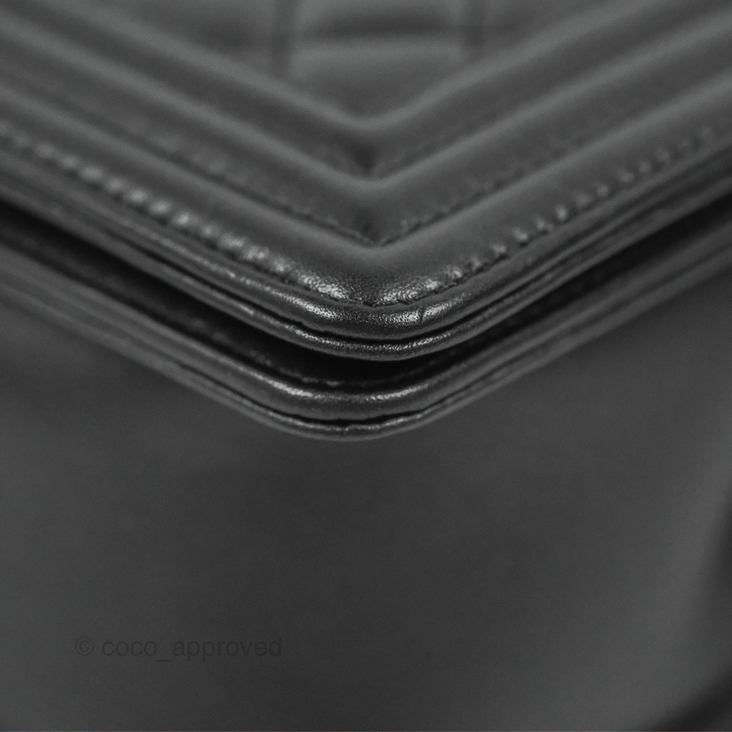 Chanel Quilted Medium Boy Black Calfskin Ruthenium Hardware