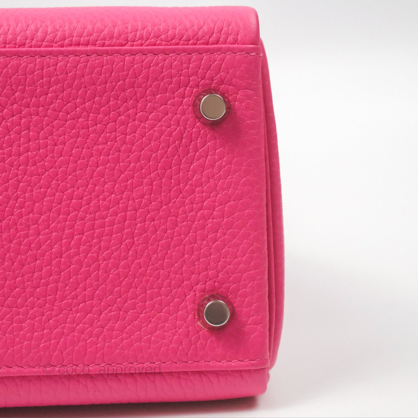 Hermès Retourne Kelly 28 Rose Shocking Clemence Palladium Hardware