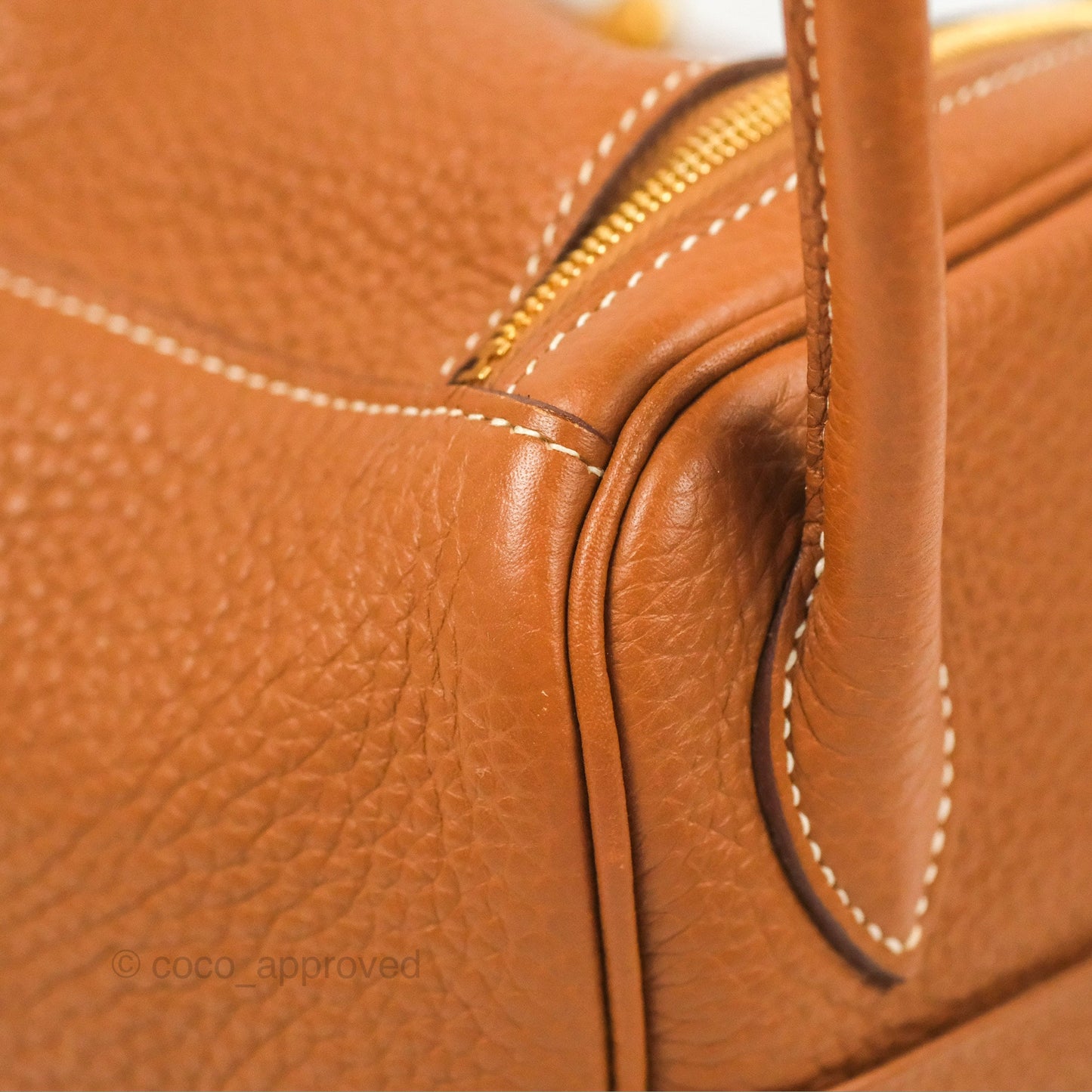 Hermès Lindy 26 Gold Verso Rouge Tomate Clemence Gold Hardware