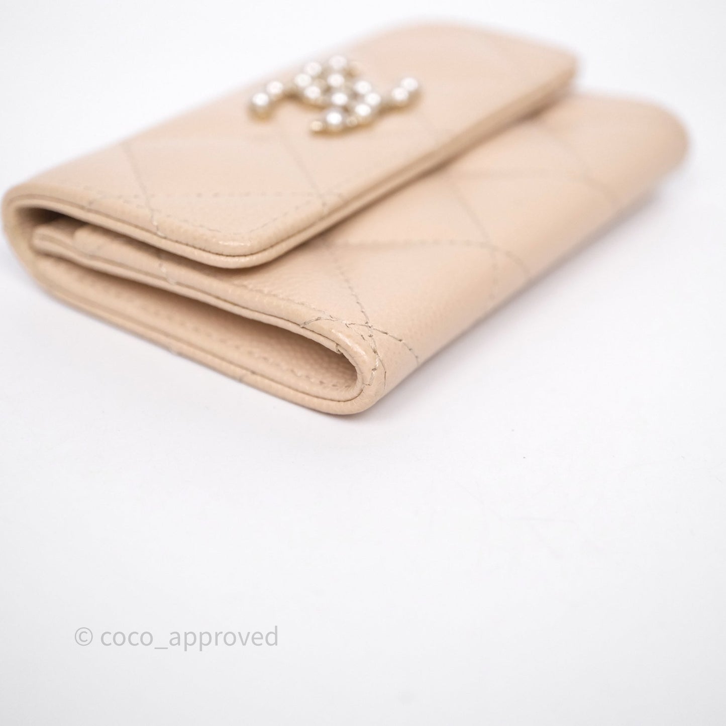 Chanel Pearl CC Flap Card Holder Beige Caviar Gold Hardware