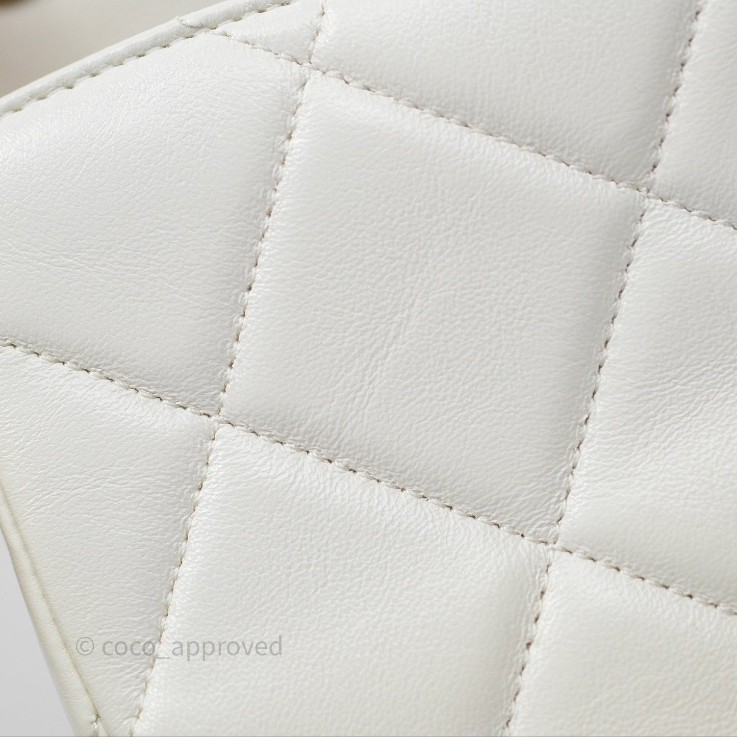 Chanel Quilted Double Pearl Adjustable Chain Flap Bag White Lambskin Aged Gold Hardware 24S