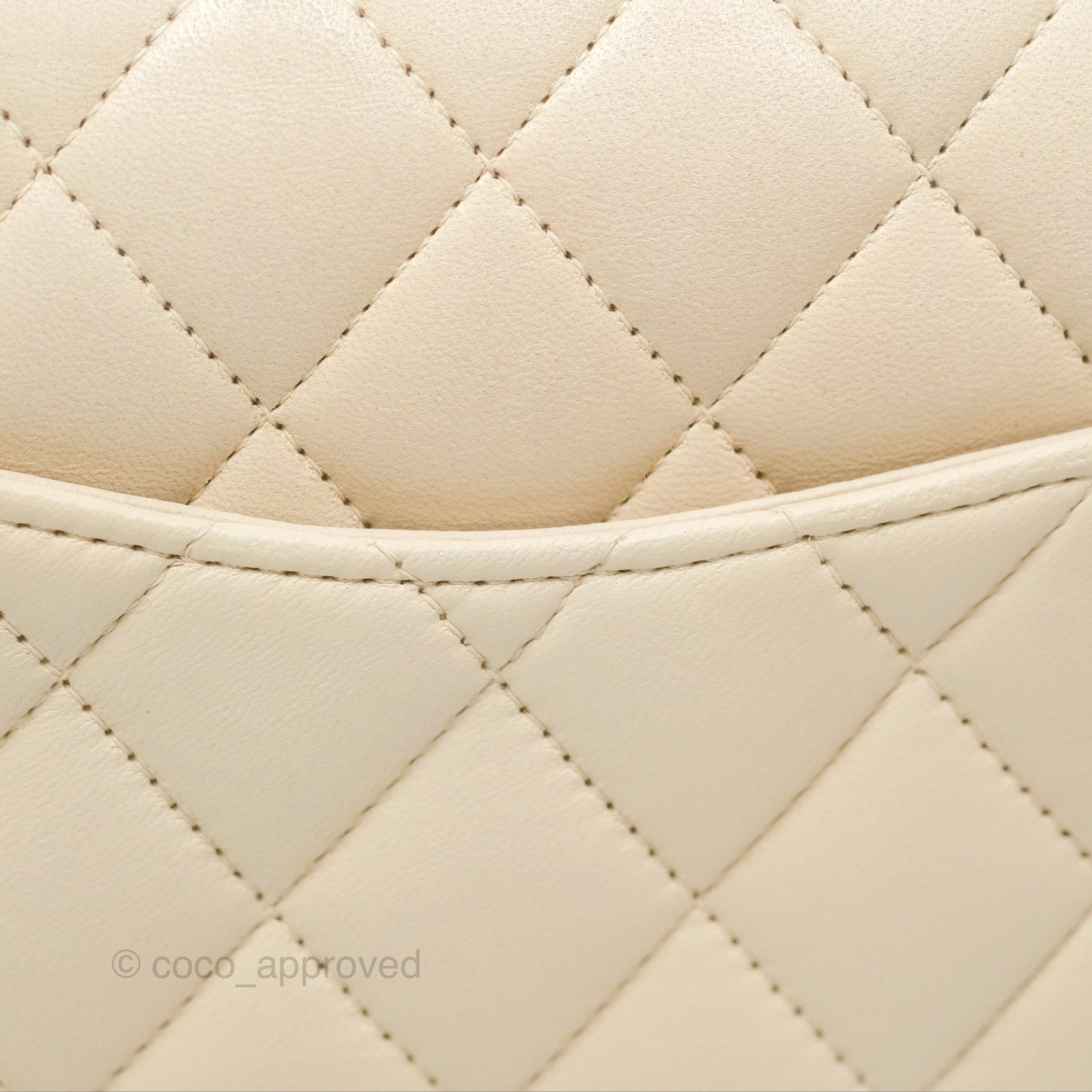 Chanel Classic M/L Medium Flap Quilted Pale Beige Lambskin Gun Metal
