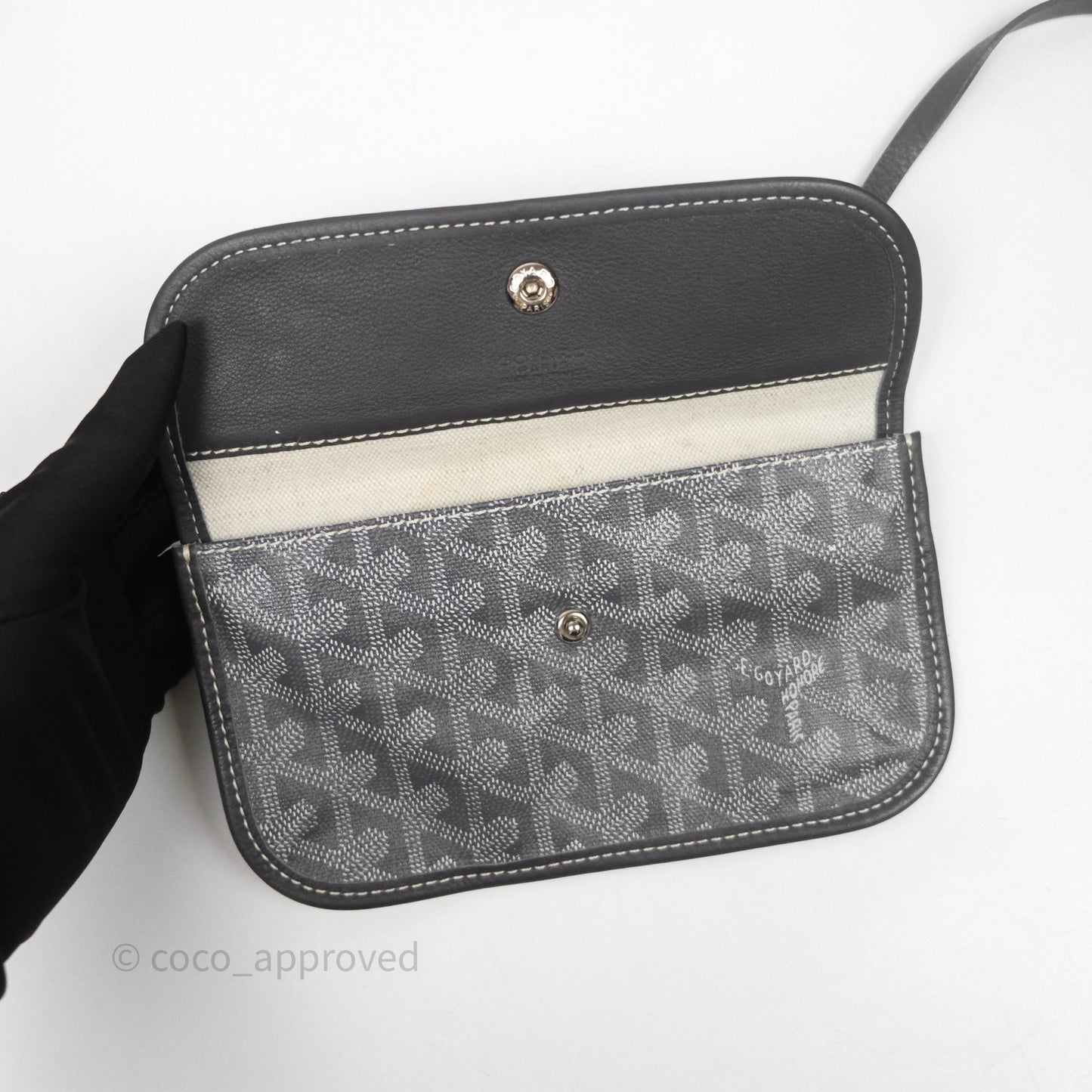 Goyard St Louis Tote PM ⁣⁣⁣⁣⁣⁣⁣⁣⁣⁣⁣⁣⁣⁣⁣⁣⁣⁣⁣⁣Grey