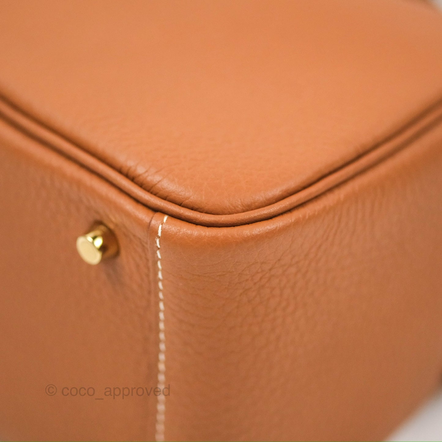 Hermès Mini Lindy 20 Gold Clemence Gold Hardware