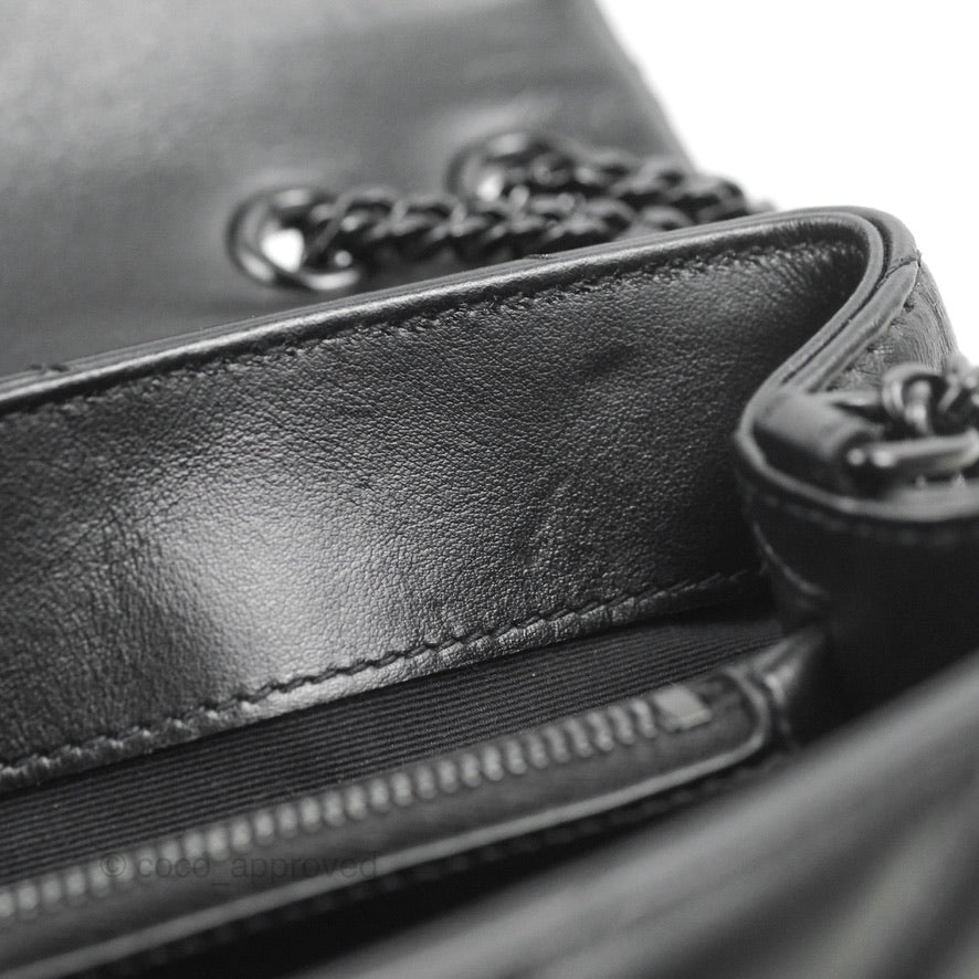 Saint Laurent Loulou Small Bag So Black