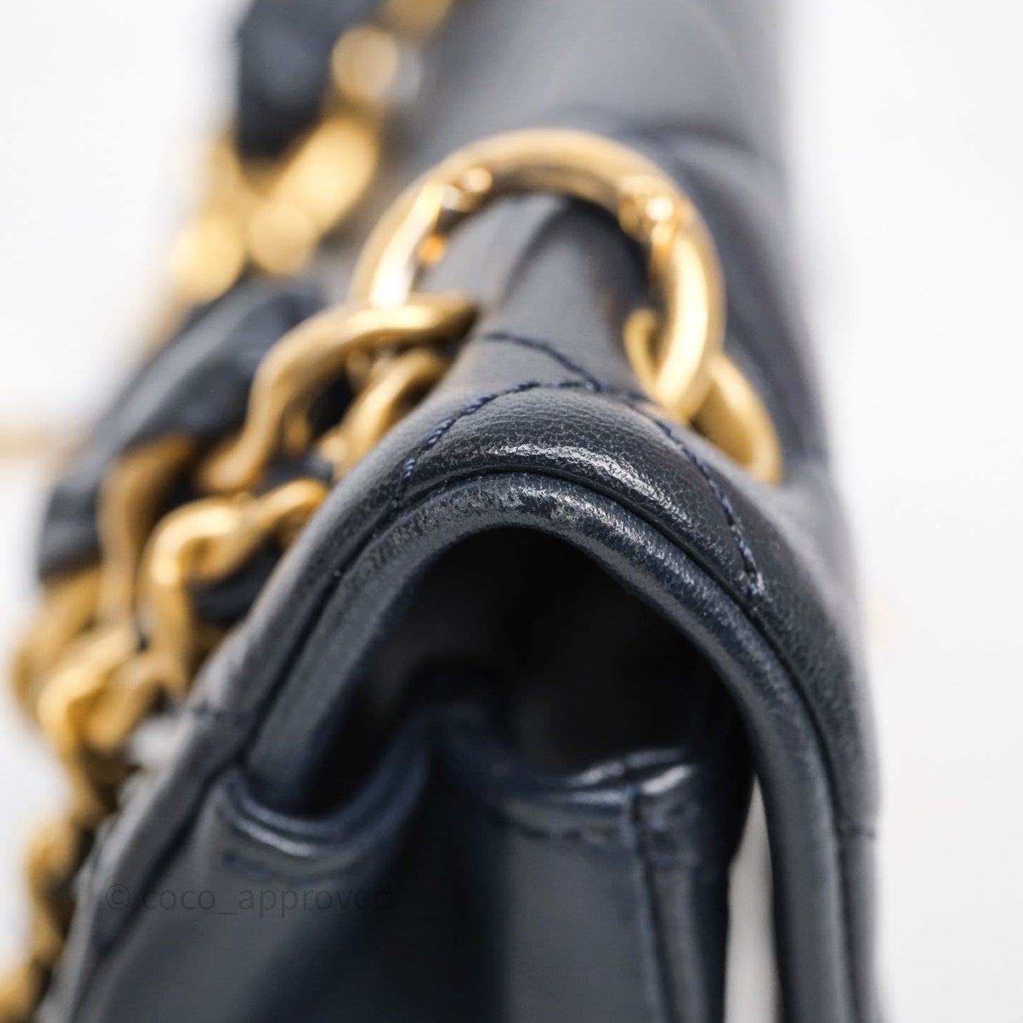Chanel Quilted Entwined Chain Bag Navy Lambskin Aged Gold Hardware 21P