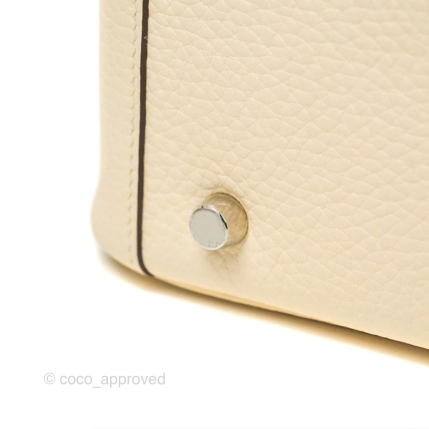Hermès Lindy 26 Nata Taurillon Clemence Silver Hardware