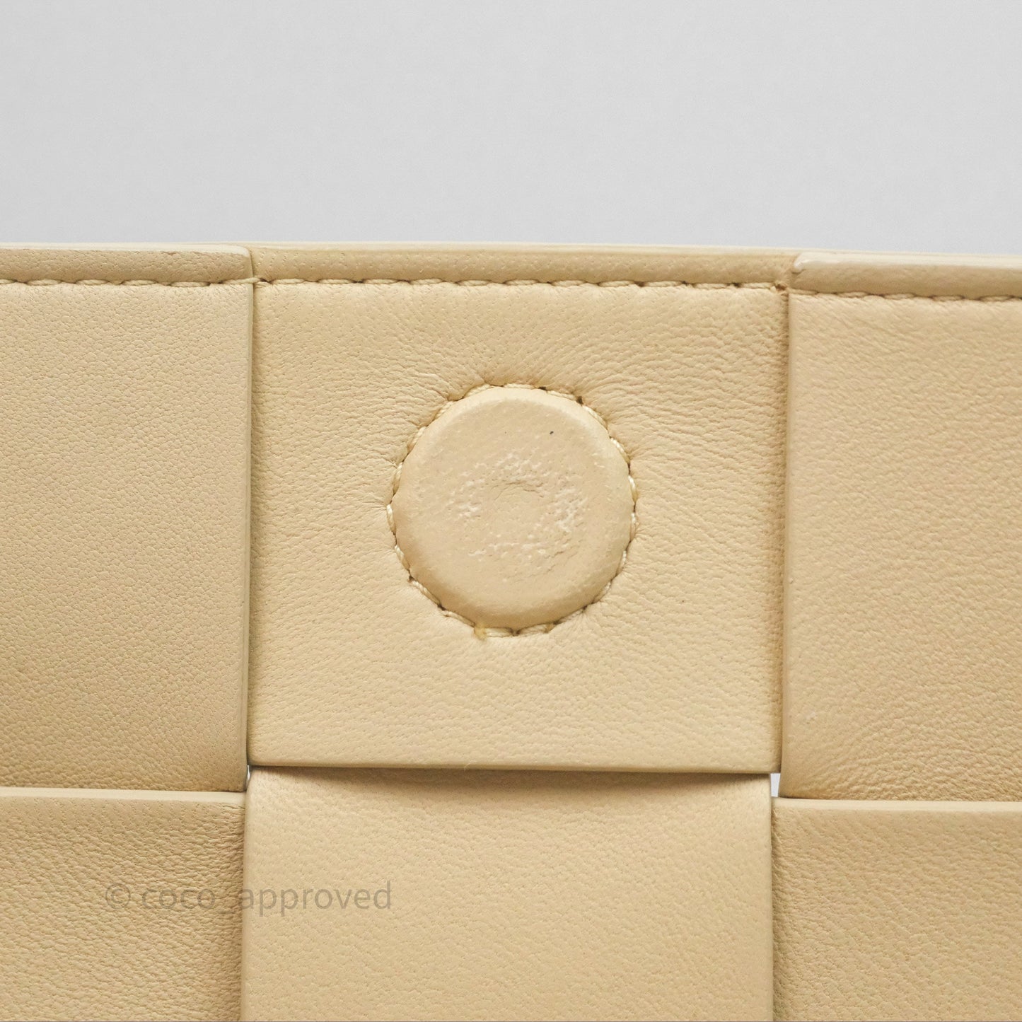 Bottega Veneta Cassette Shoulder Bag Intrecciato Beige Brushed Calfskin