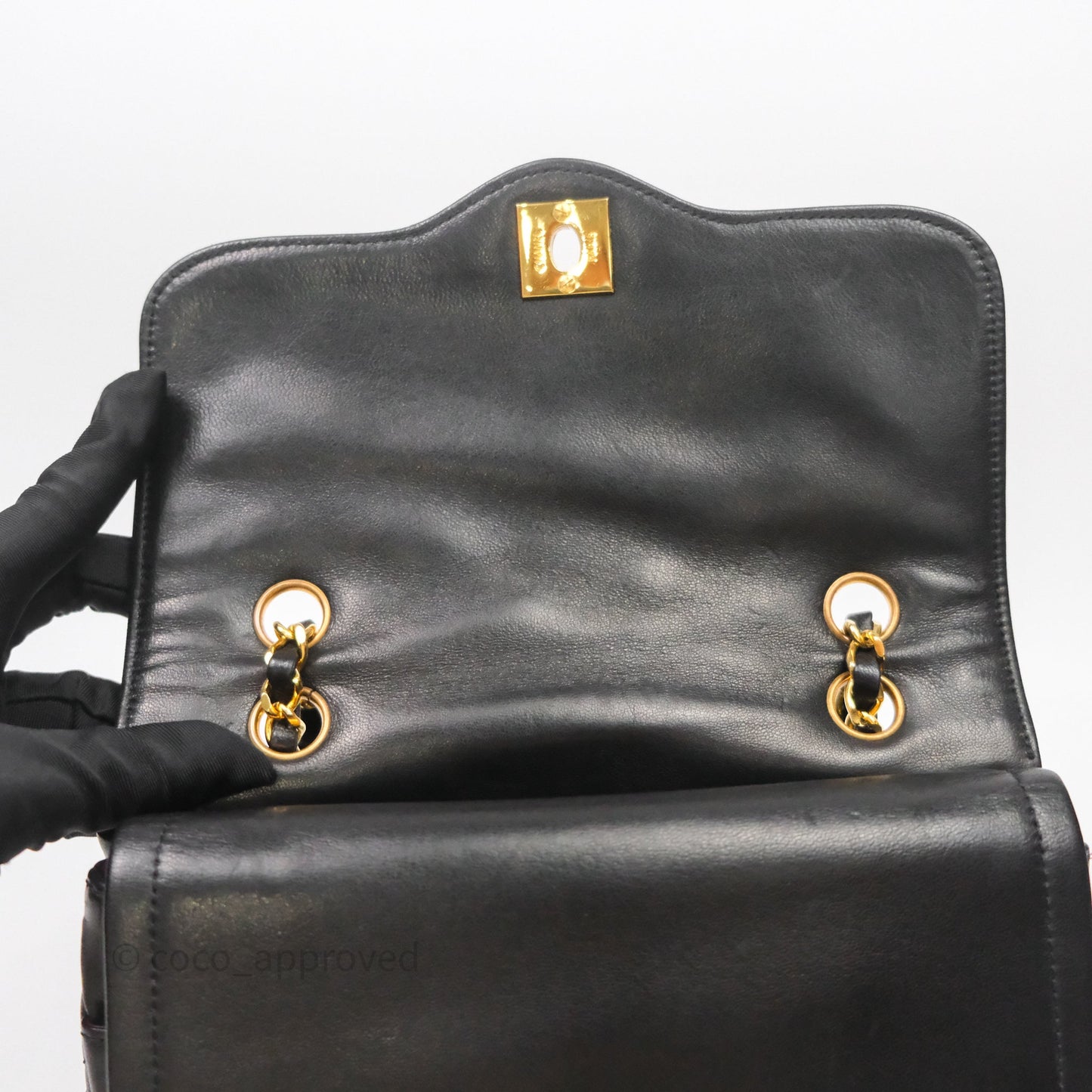Chanel Quilted Vintage Flap Bag Lambskin Black 24K Gold Hardware