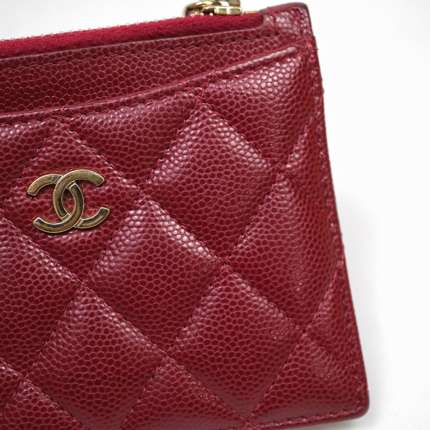 Chanel Classic Caviar Zipped Card Holder Burgundy Gold Hardware