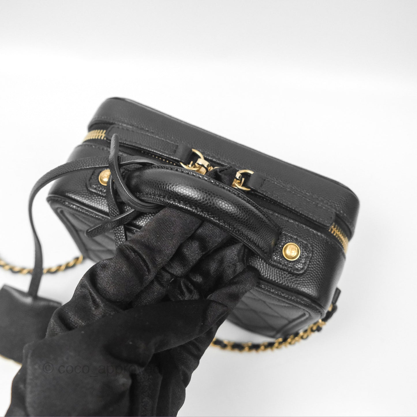 Chanel Quilted Small CC Filigree Vanity Case Black Caviar Aged Gold Hardware