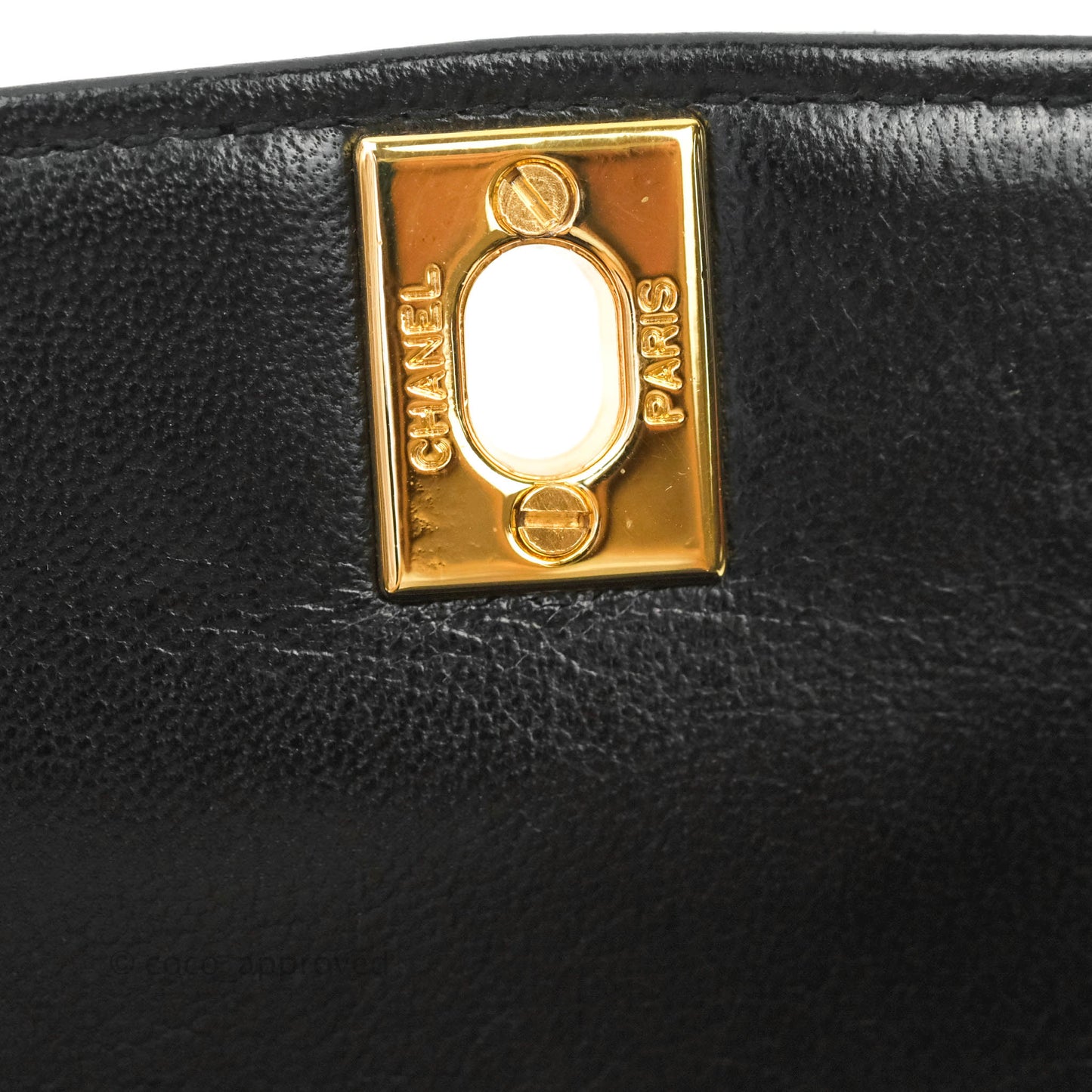 Chanel Black Quilted Lambskin Medium Vintage Classic Diana Flap Bag