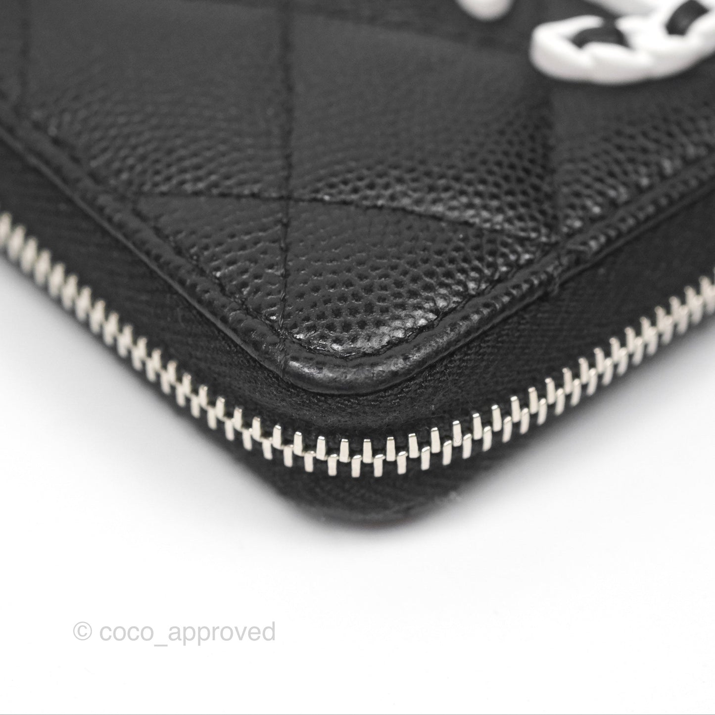 Chanel Zipped Coin Purse Black Caviar White CC Silver Hardware