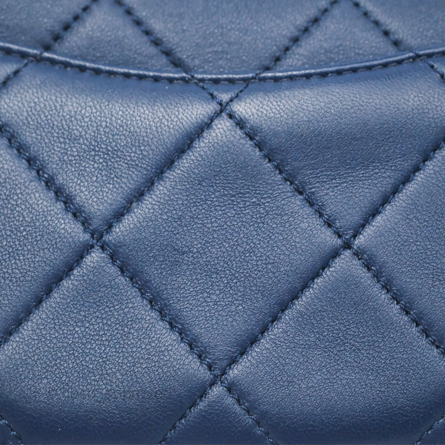 Chanel Resin Bi-Color Chain Belt Bag Navy Lambskin Gold Hardware