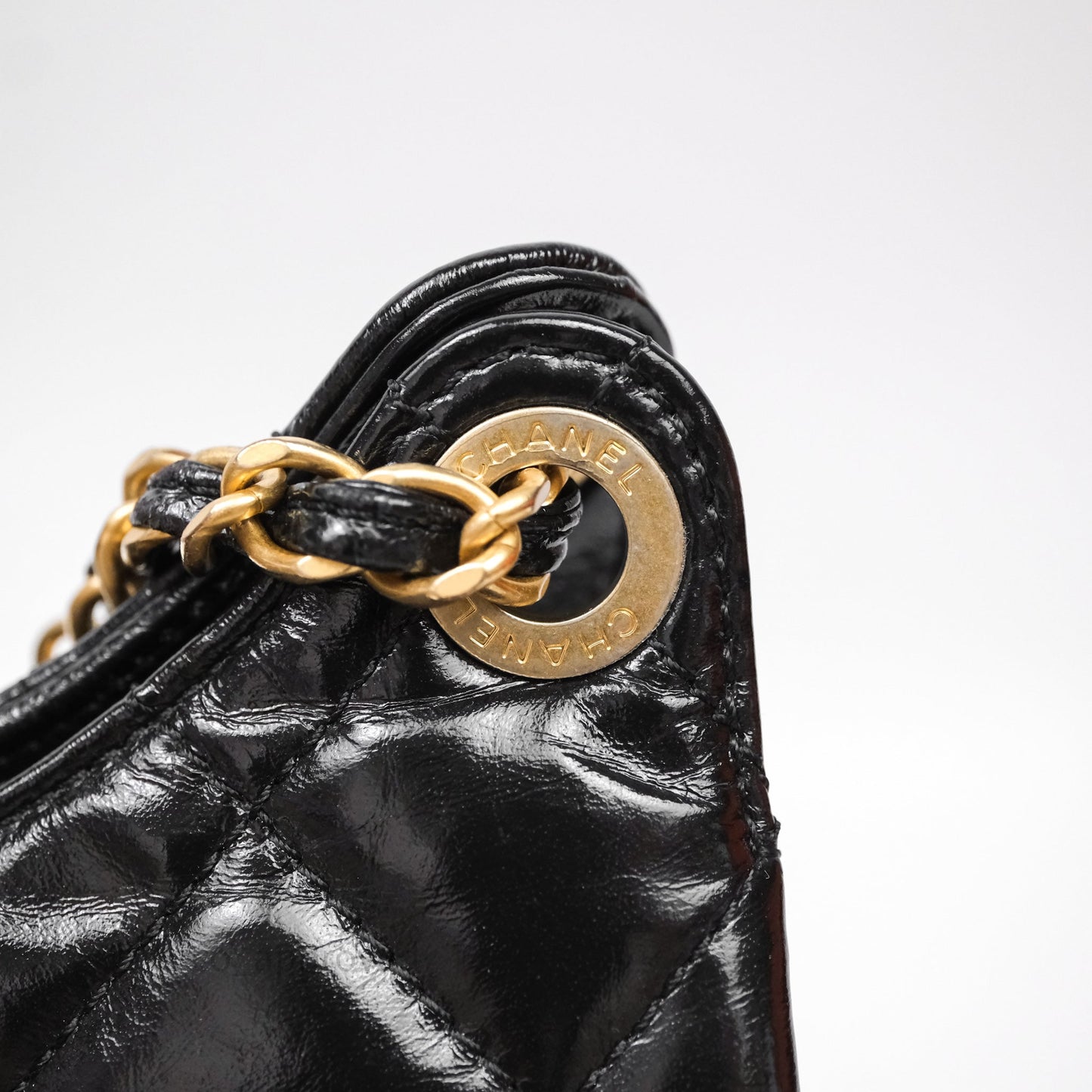 Chanel Medium Quilted Wavy CC Hobo Black Shiny Crumpled Calfskin Aged Gold Hardware