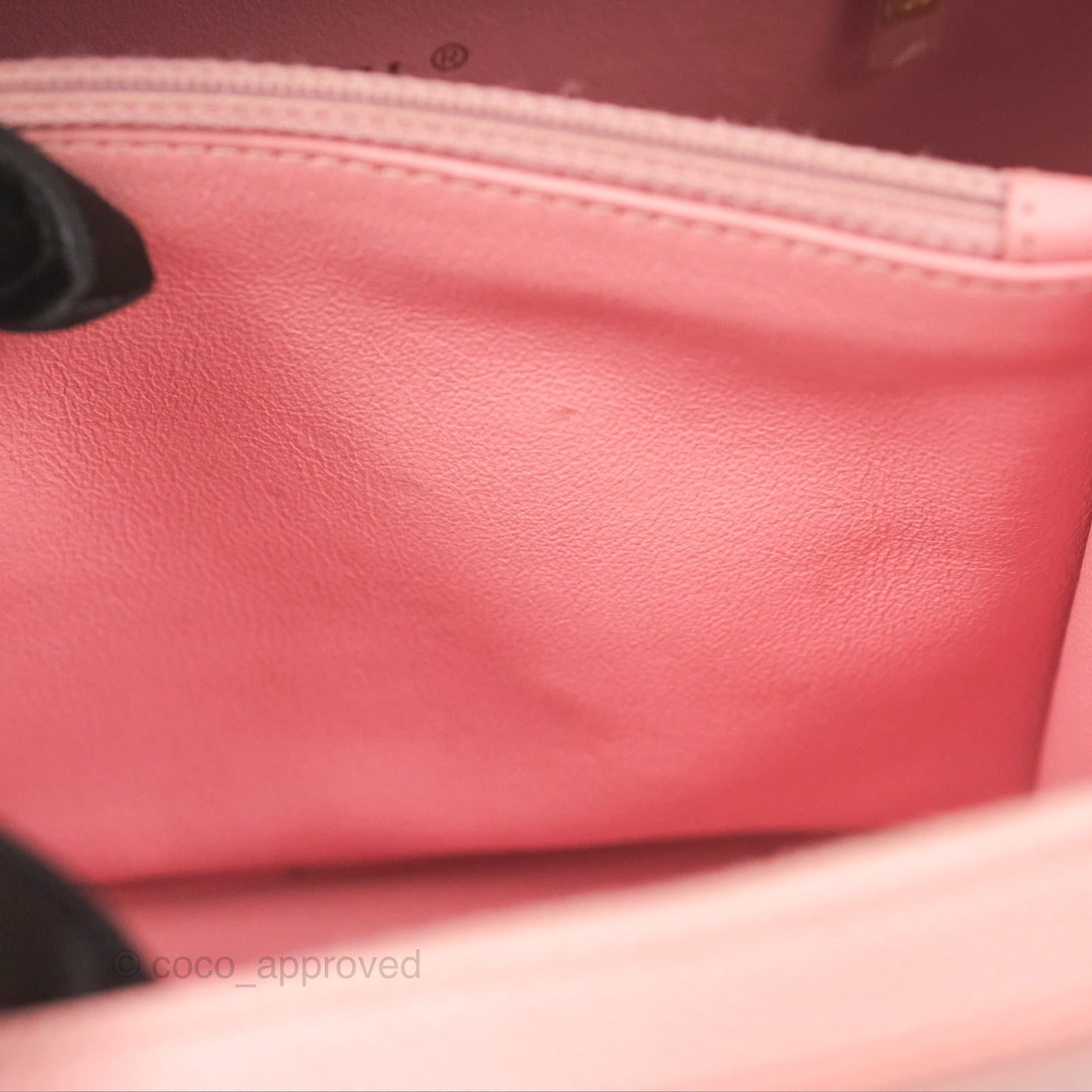 Chanel Quilted Medium CC Filigree Vanity Case Pink Caviar Gold Hardware