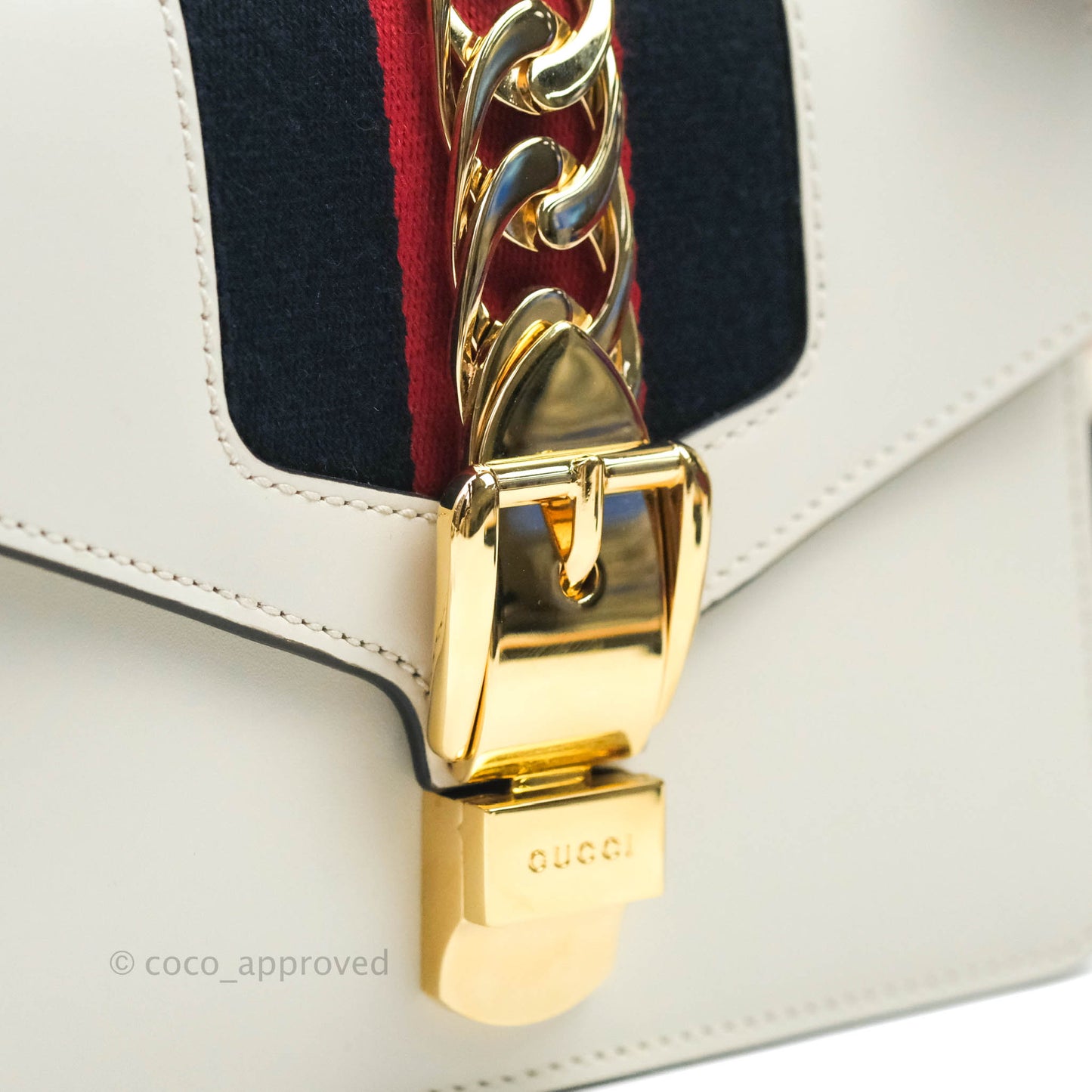 Gucci Sylvie Mini White Calfskin Bag⁣ ⁣⁣⁣⁣⁣⁣⁣⁣⁣⁣⁣⁣⁣⁣⁣⁣
