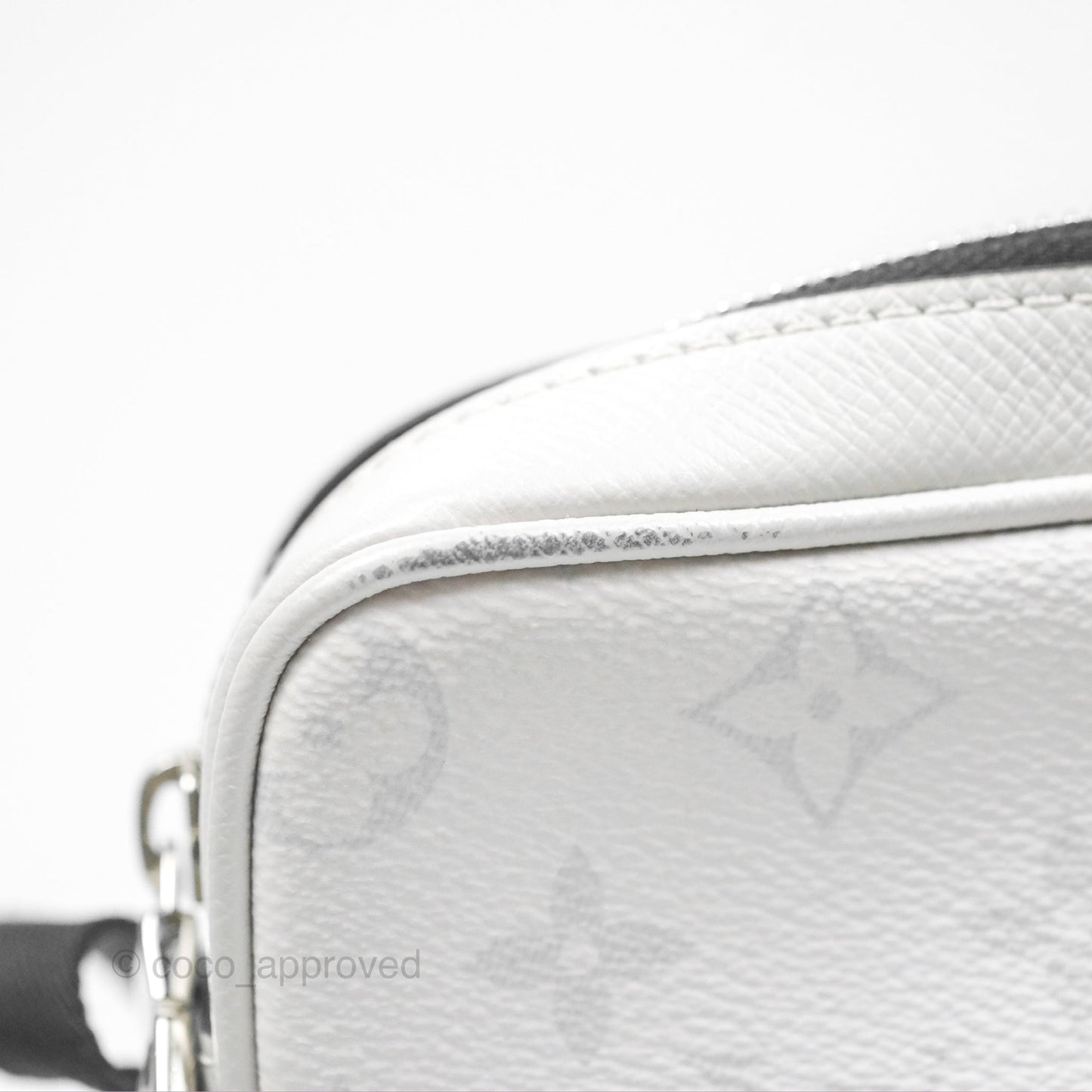 Louis Vuitton Monogram Taigarama Outdoor Messenger
